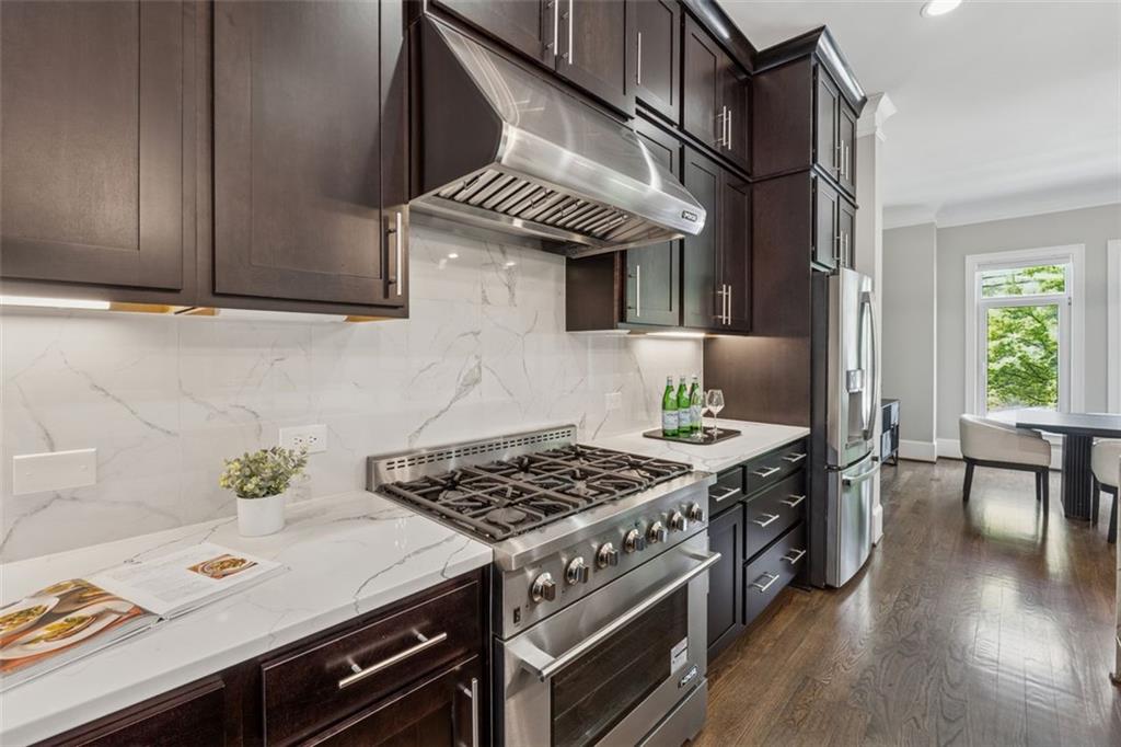 1106 Briar Cove Circle