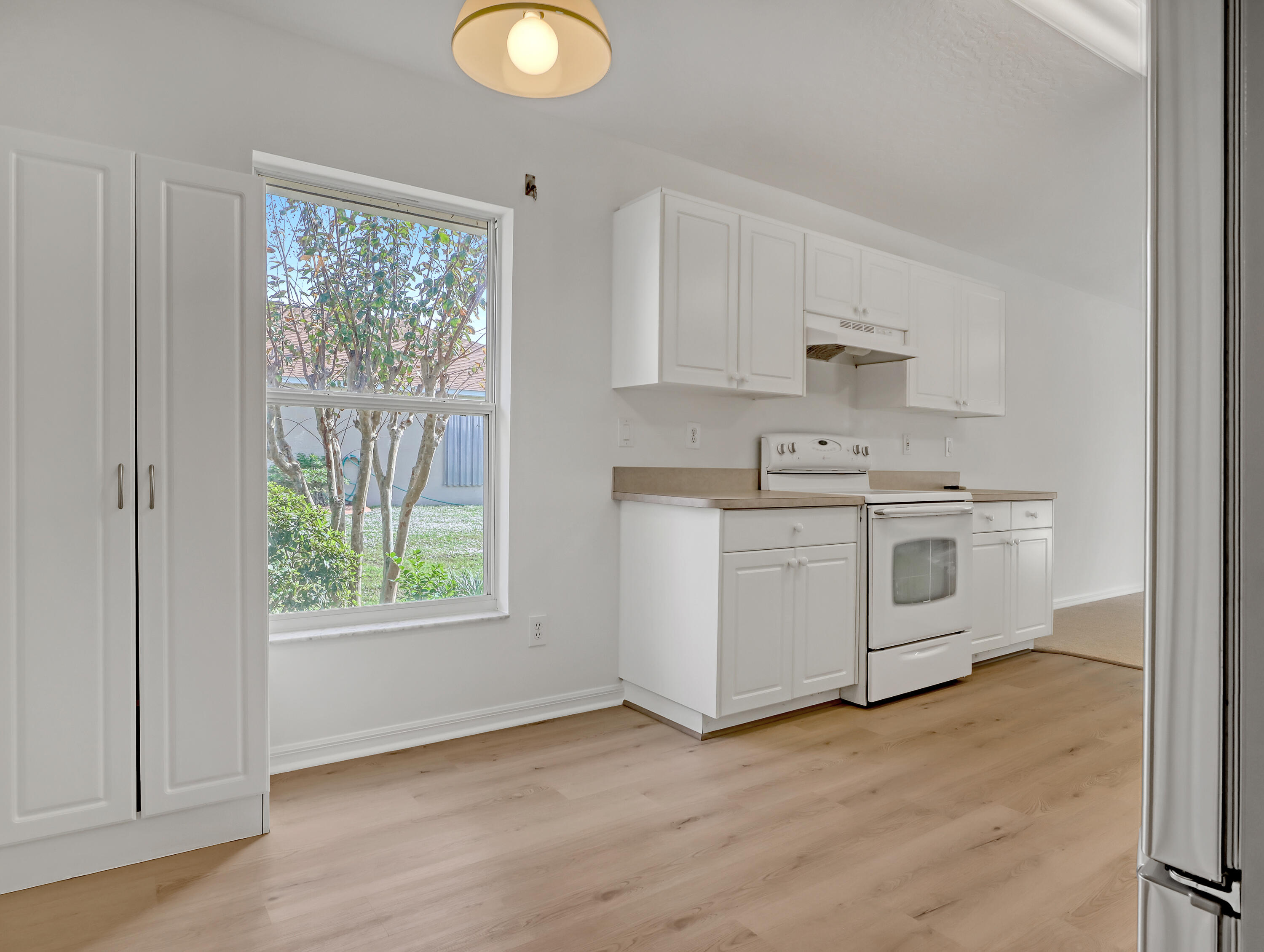 4217 Mount Carmel Lane