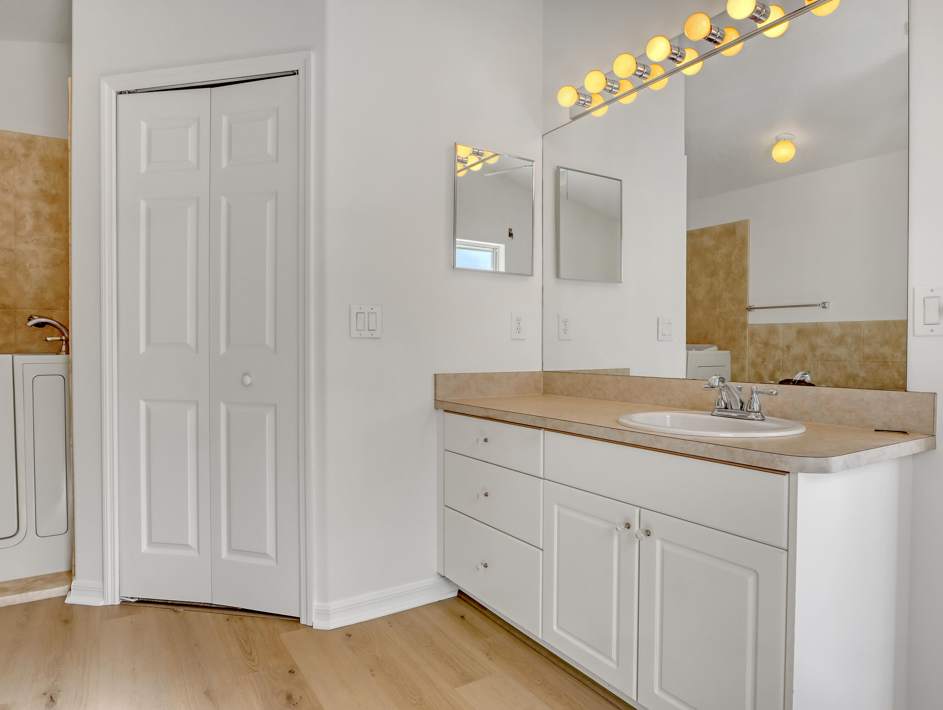 4217 Mount Carmel Lane