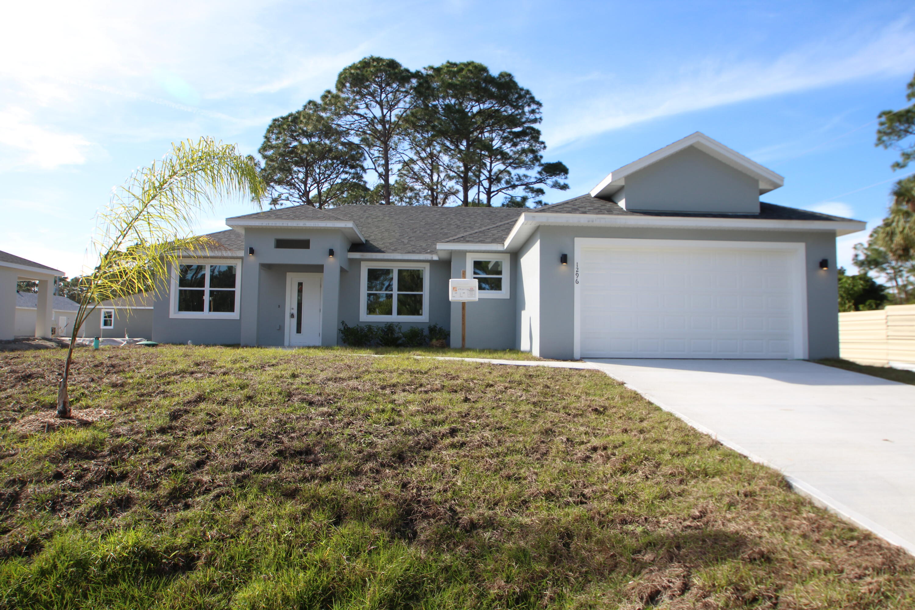 1296 Hastings Road SW