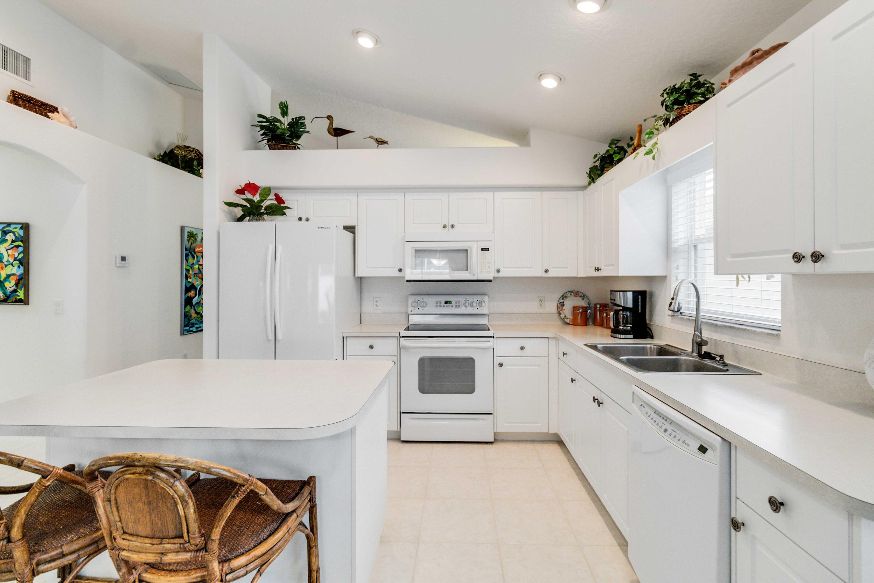 1381 Indian Oaks Drive