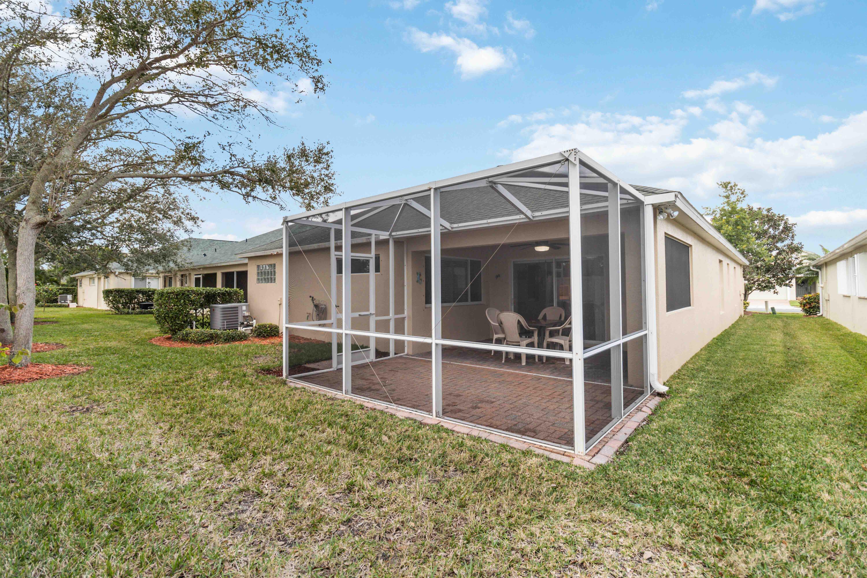 1381 Indian Oaks Drive