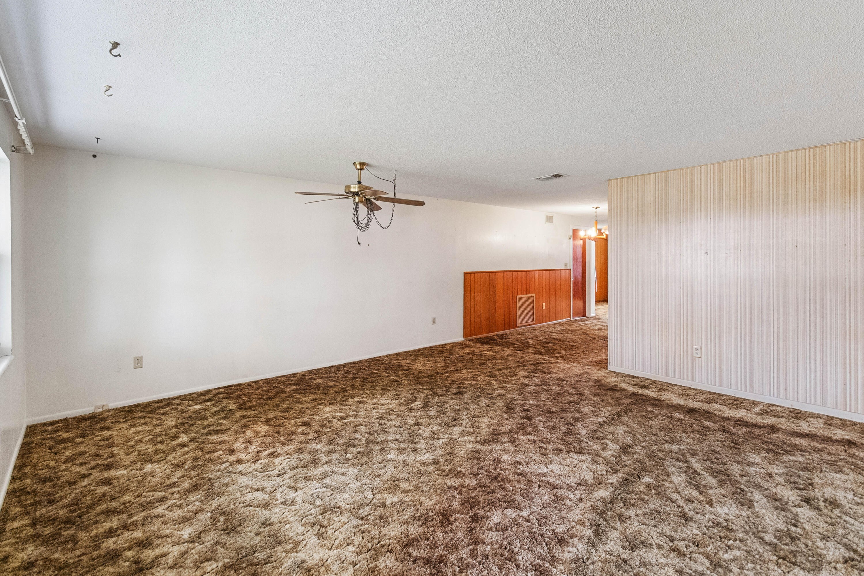 1530 Windward
