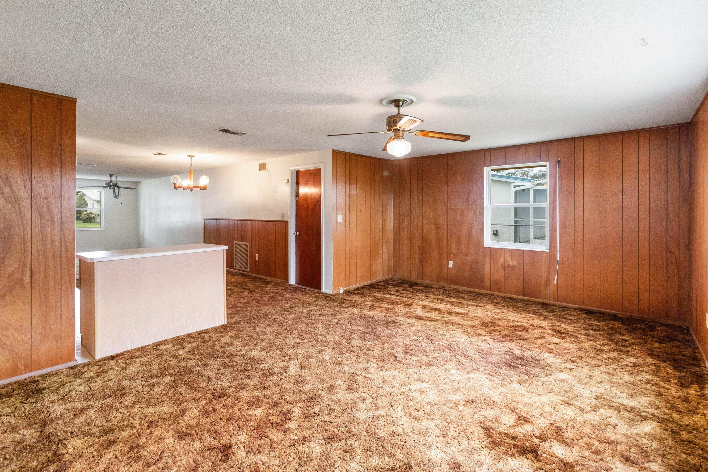 1530 Windward