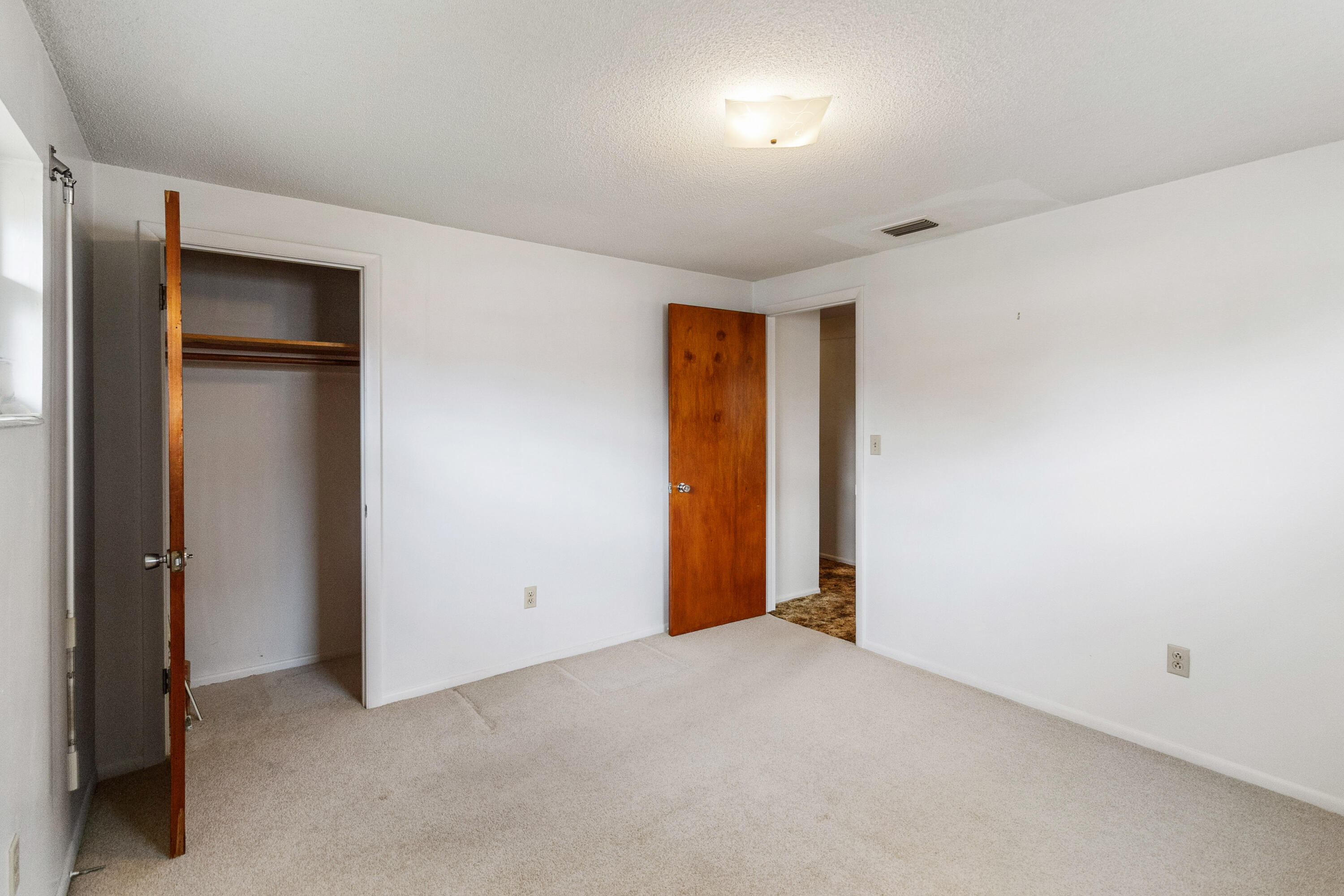 1530 Windward