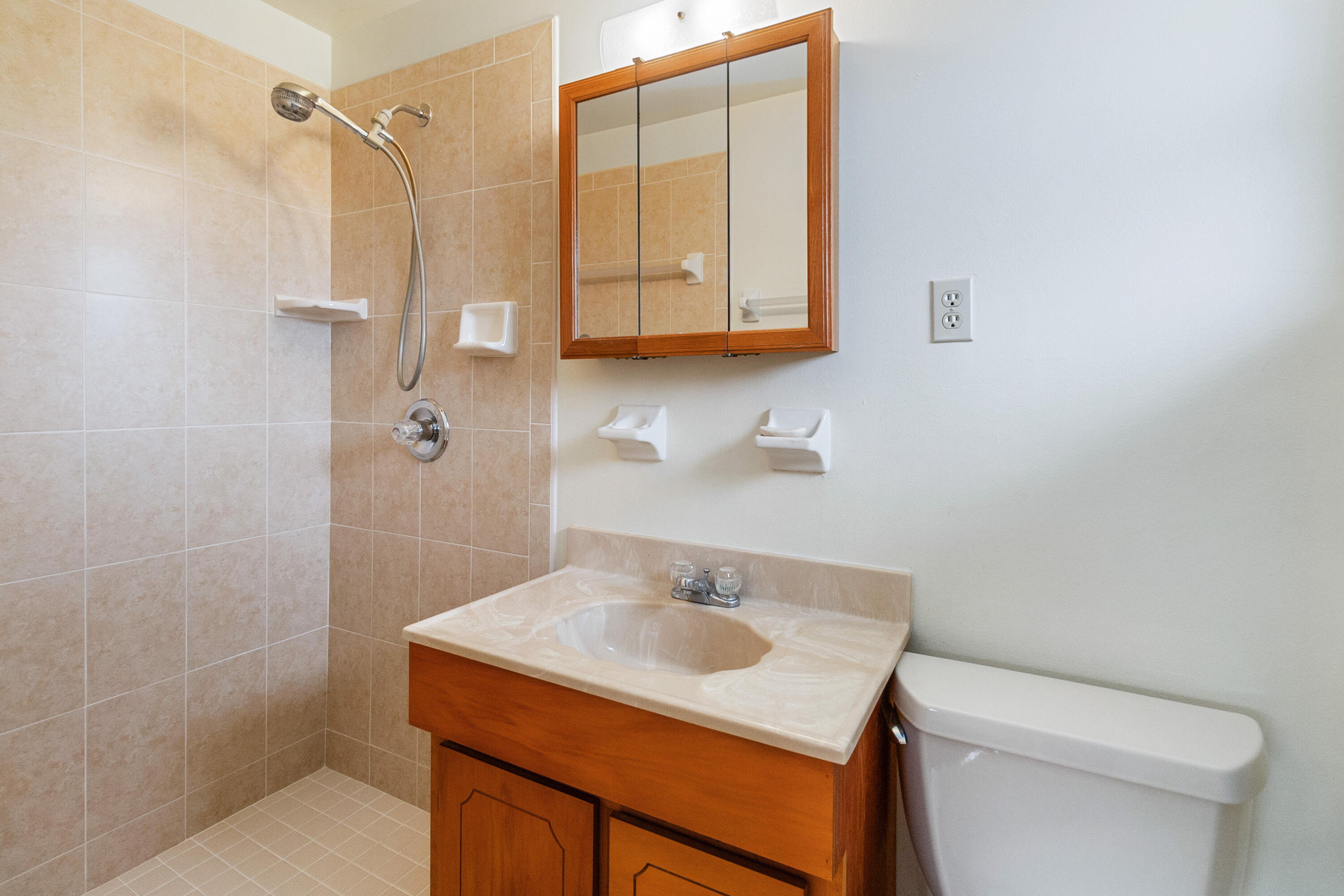 1530 Windward
