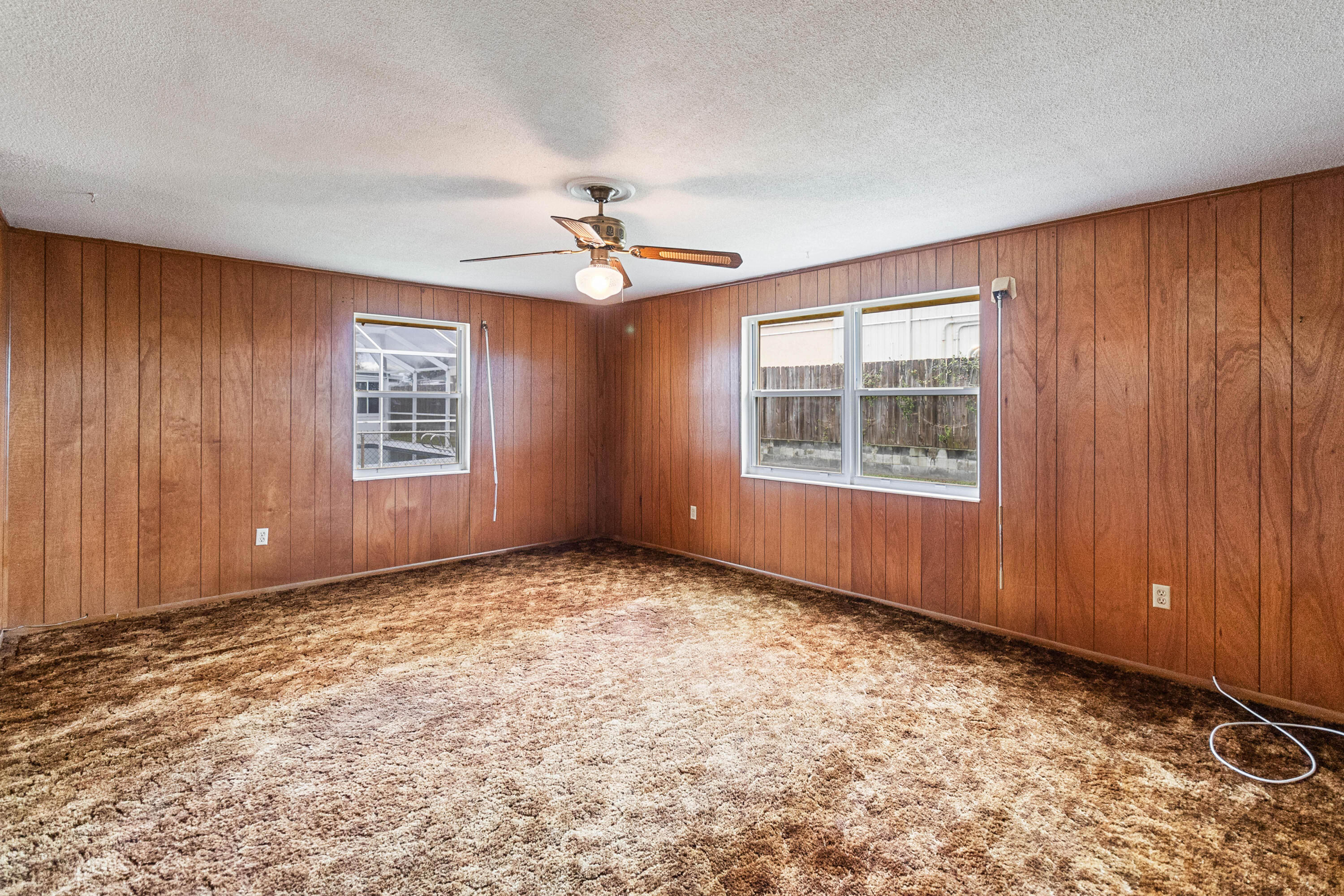 1530 Windward