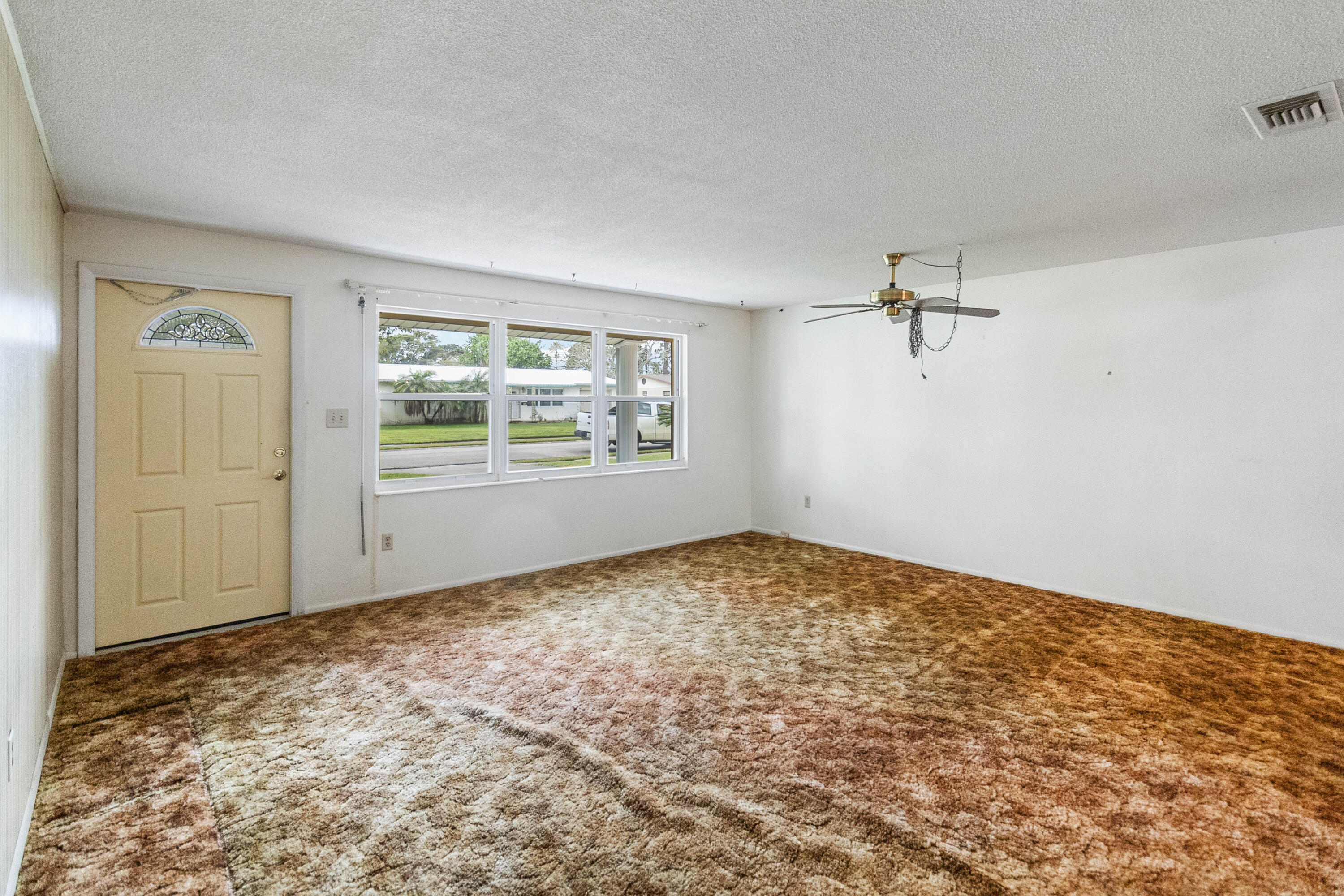 1530 Windward
