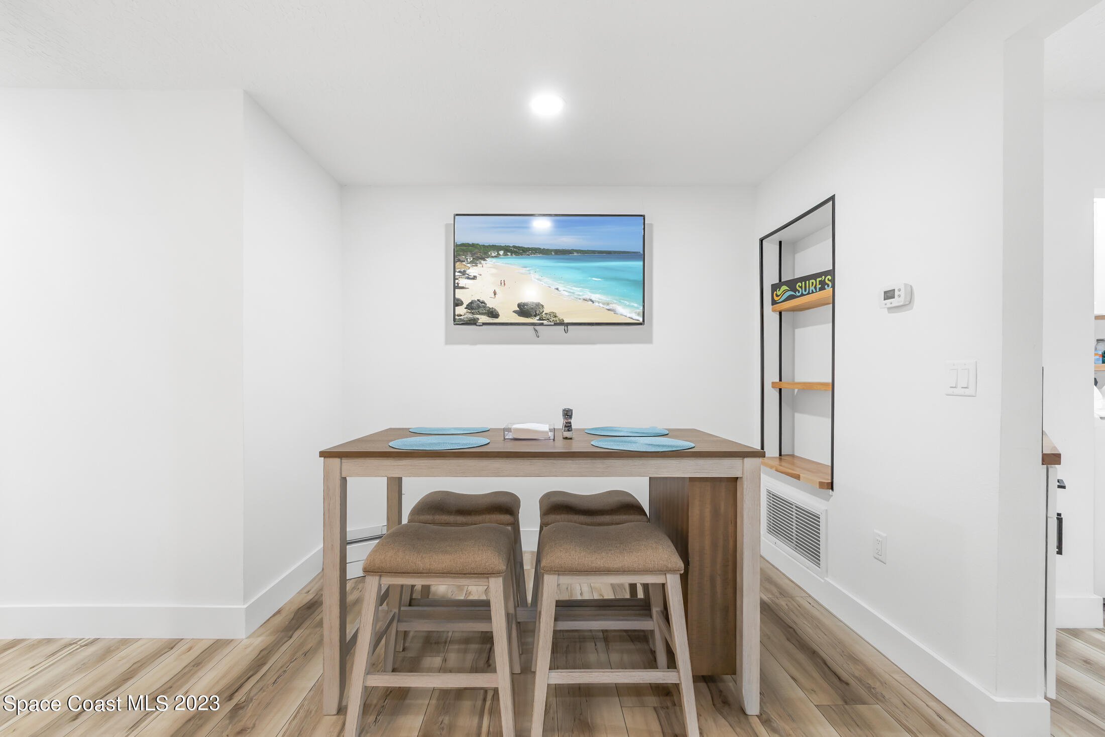 409 Sunrise Drive, A