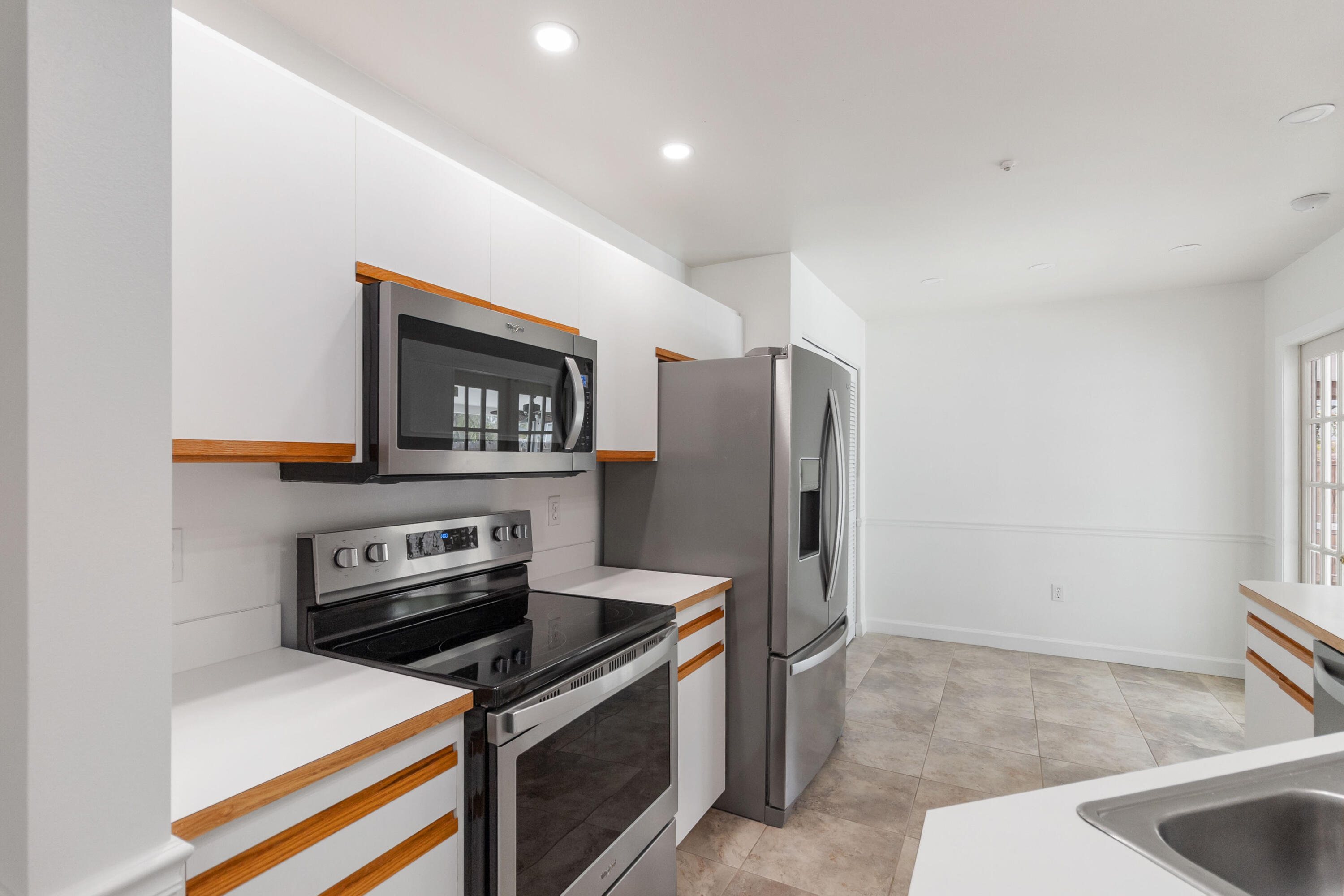 538 Boxthorn Avenue NW