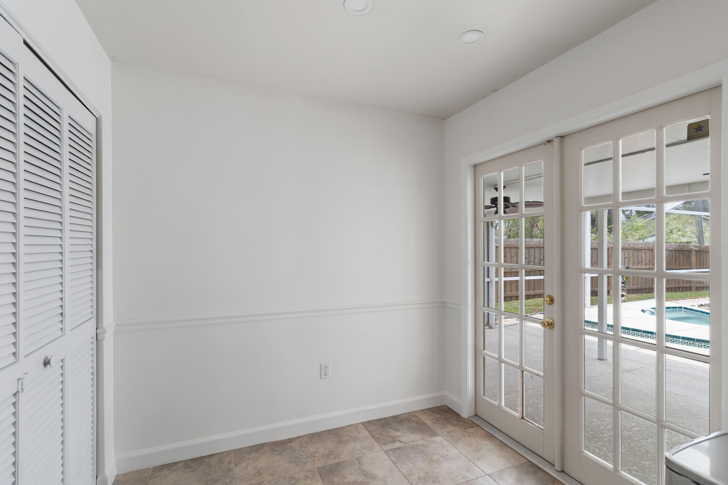 538 Boxthorn Avenue NW