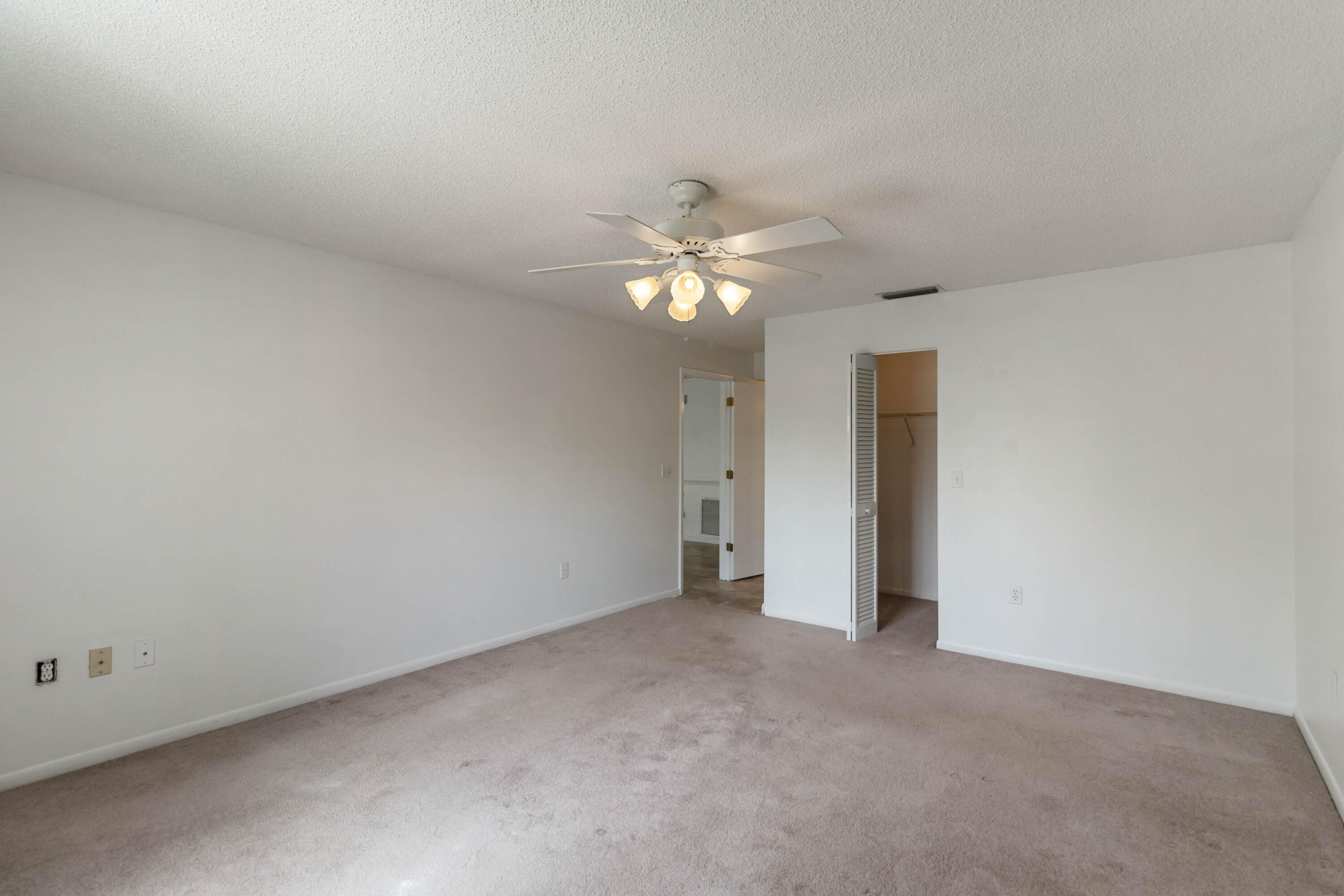 538 Boxthorn Avenue NW