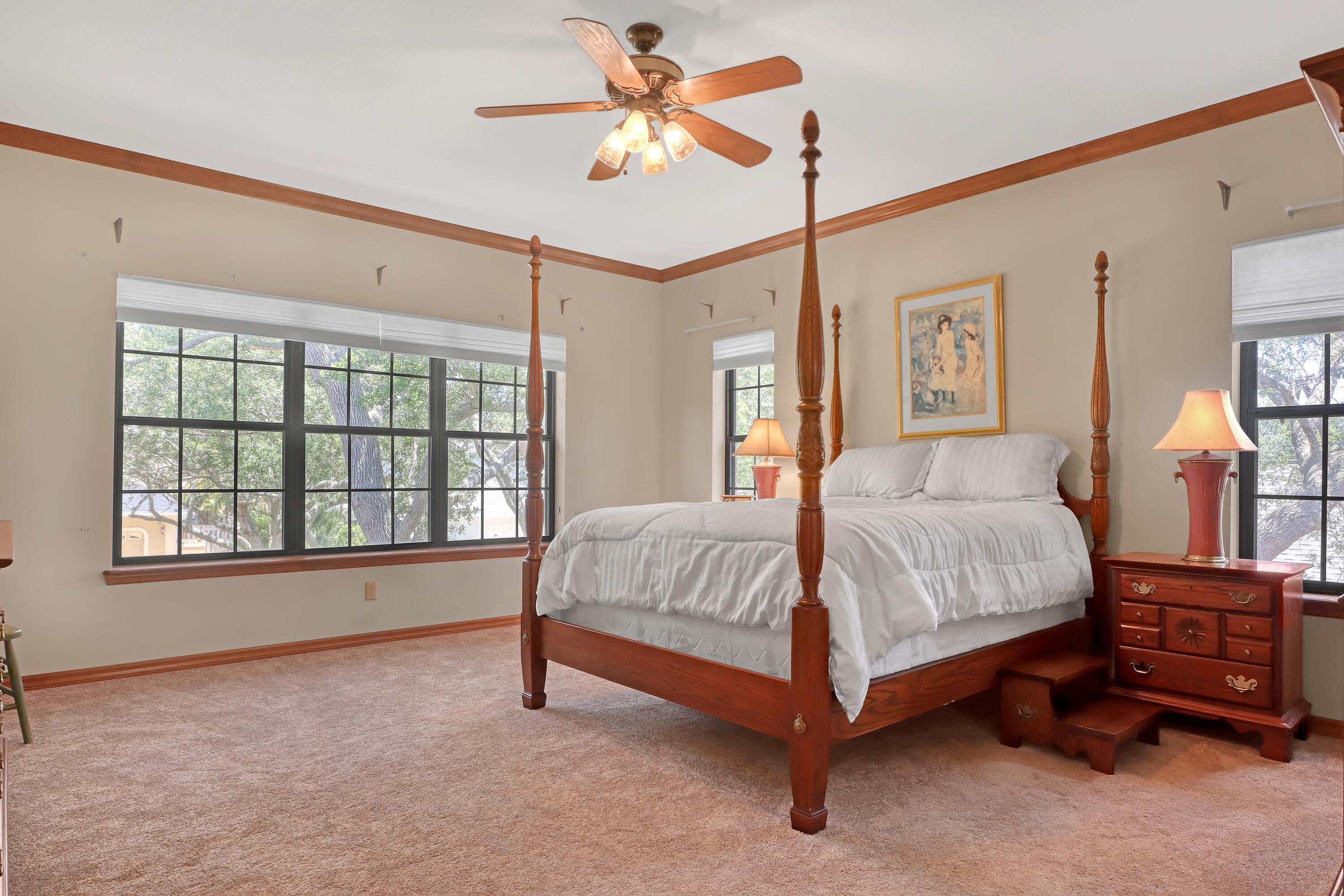 561 Nightingale Drive