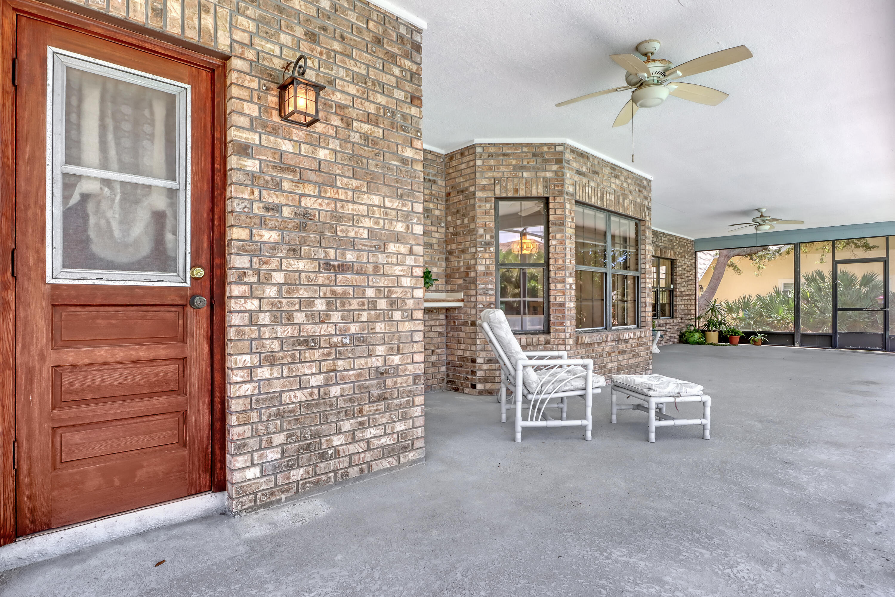 561 Nightingale Drive