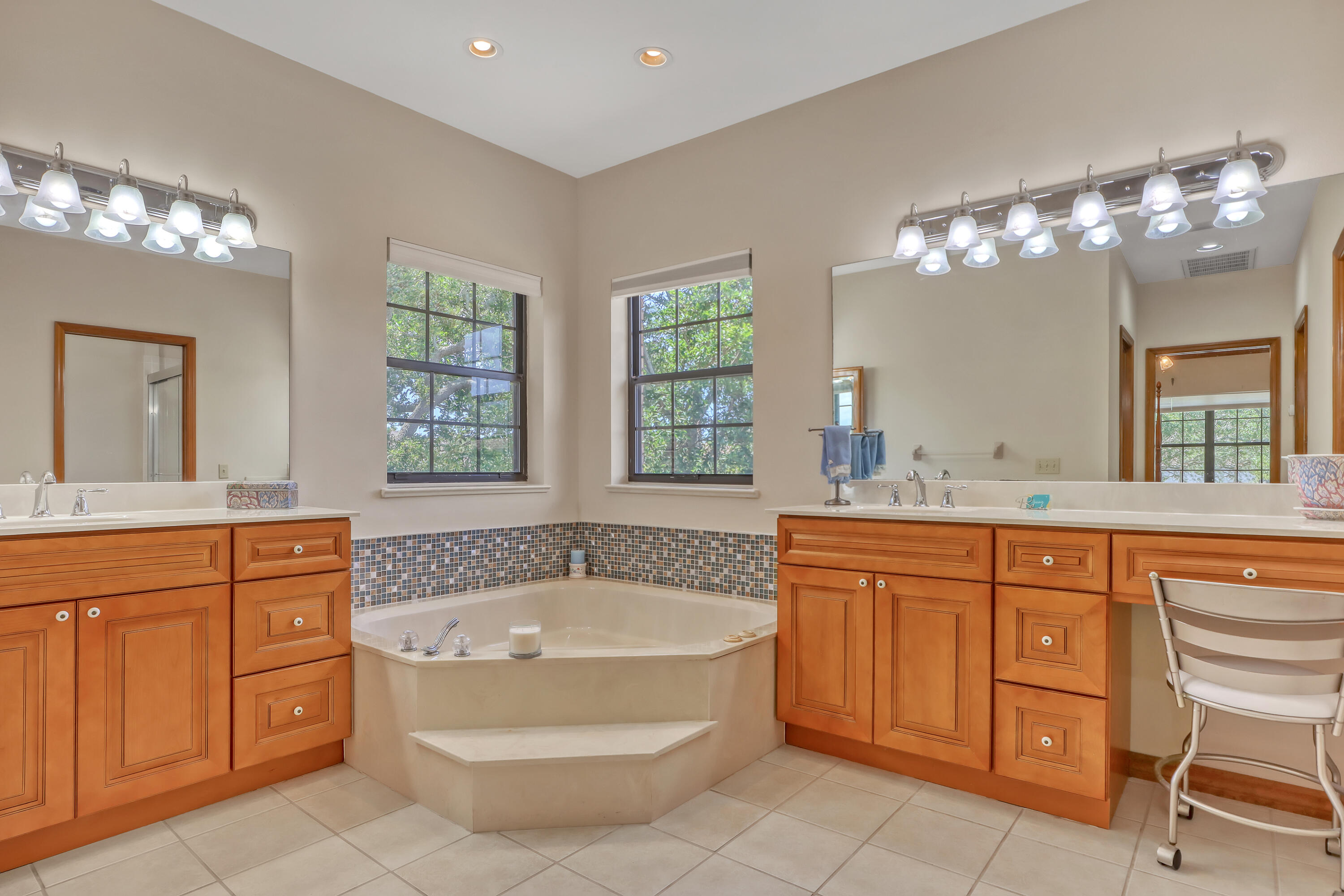 561 Nightingale Drive