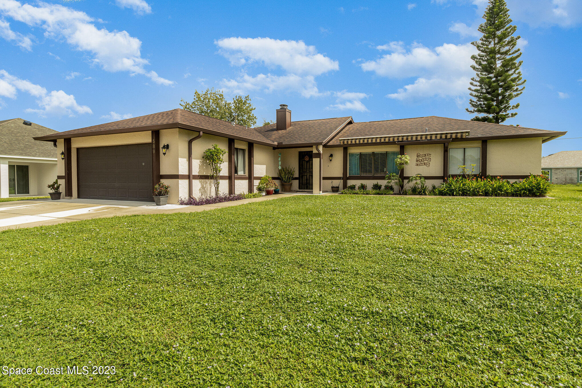 589 Audubon Avenue NE