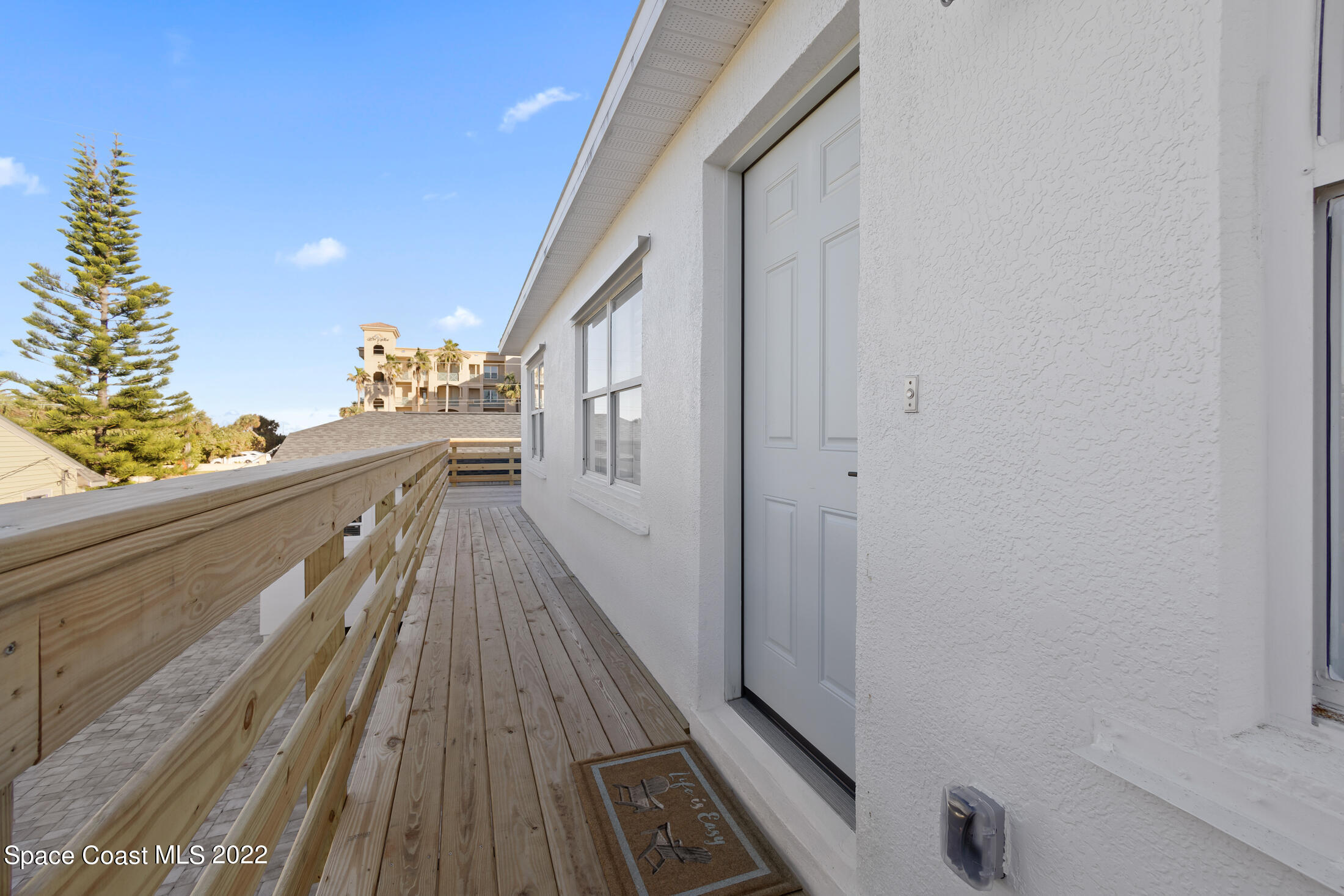 1420 S Atlantic Avenue, 3