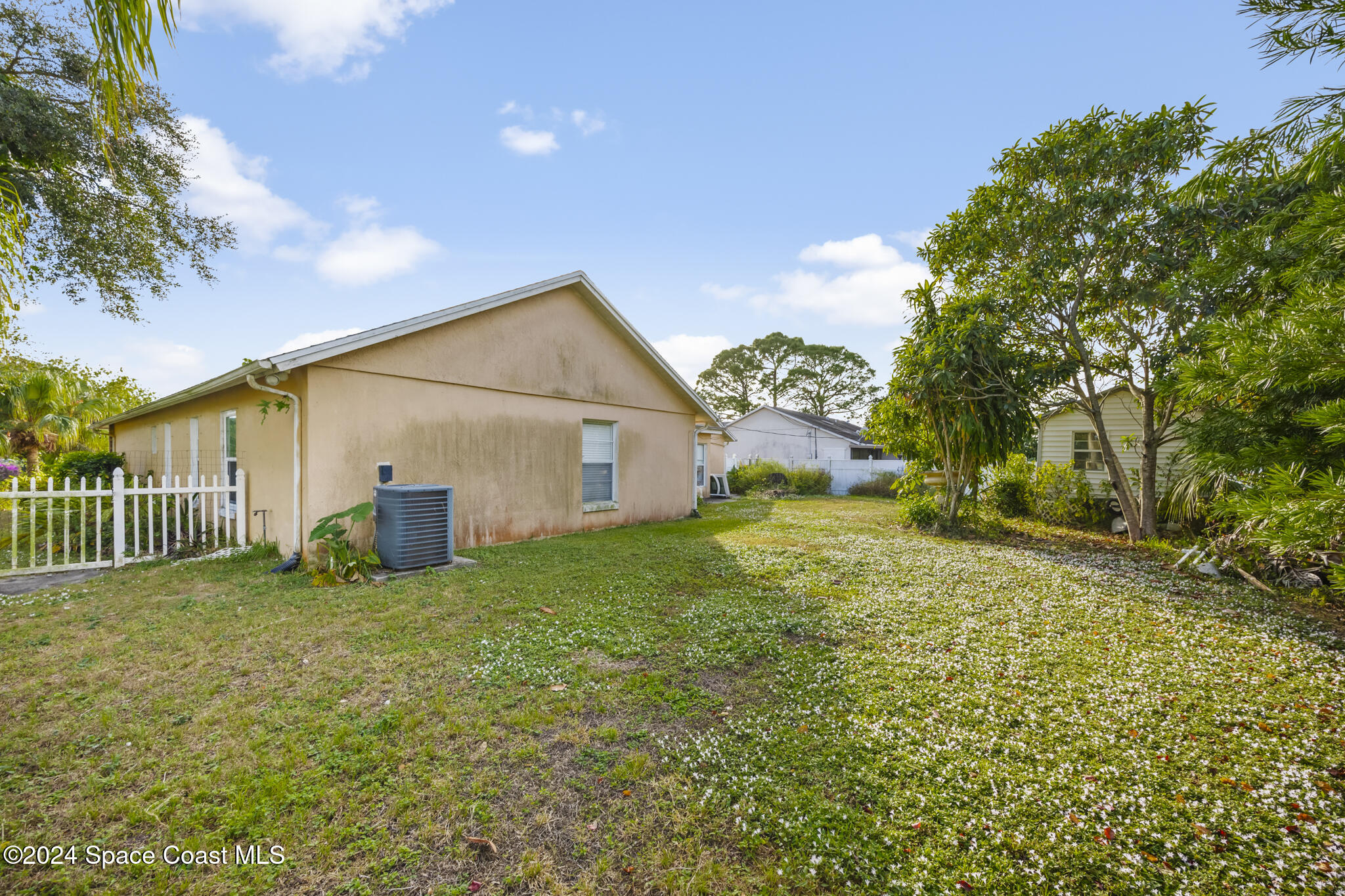 1701 Eatonia Street NW