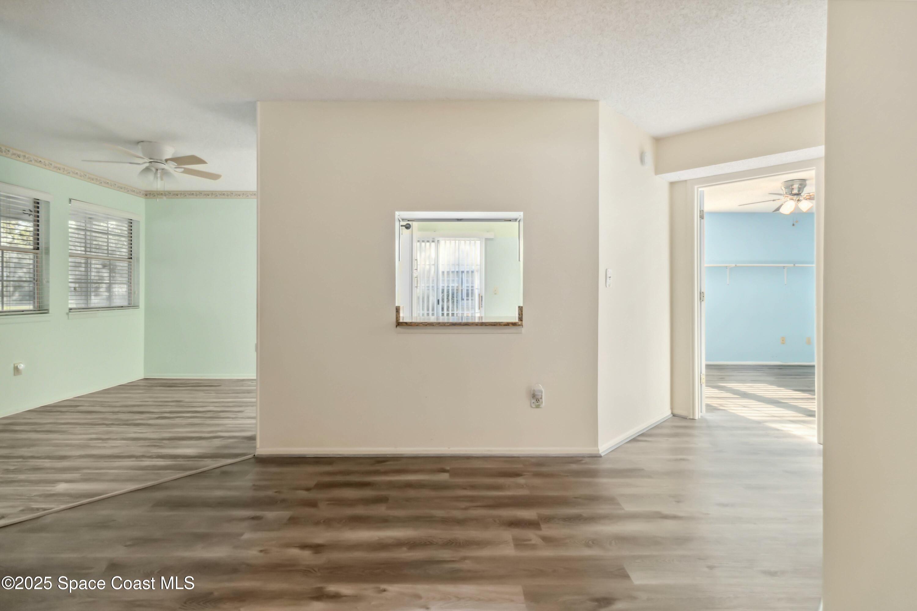 4910 Lake Waterford Way W, #3