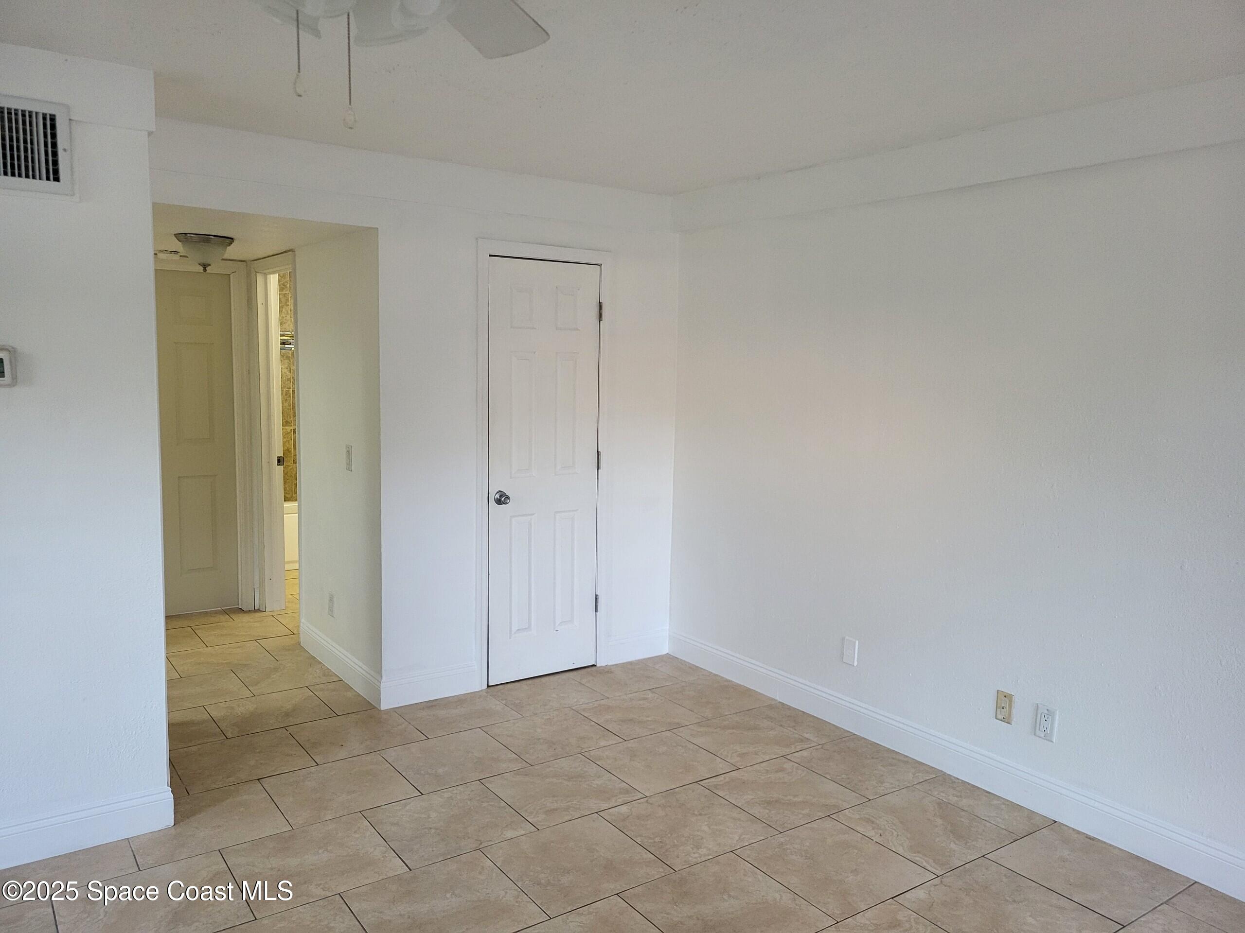 2005 Carlton Drive, 3