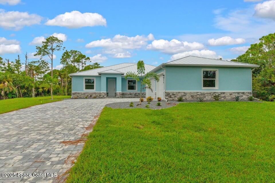 3720 3rd Avenue Avenue, Grant-Valkaria