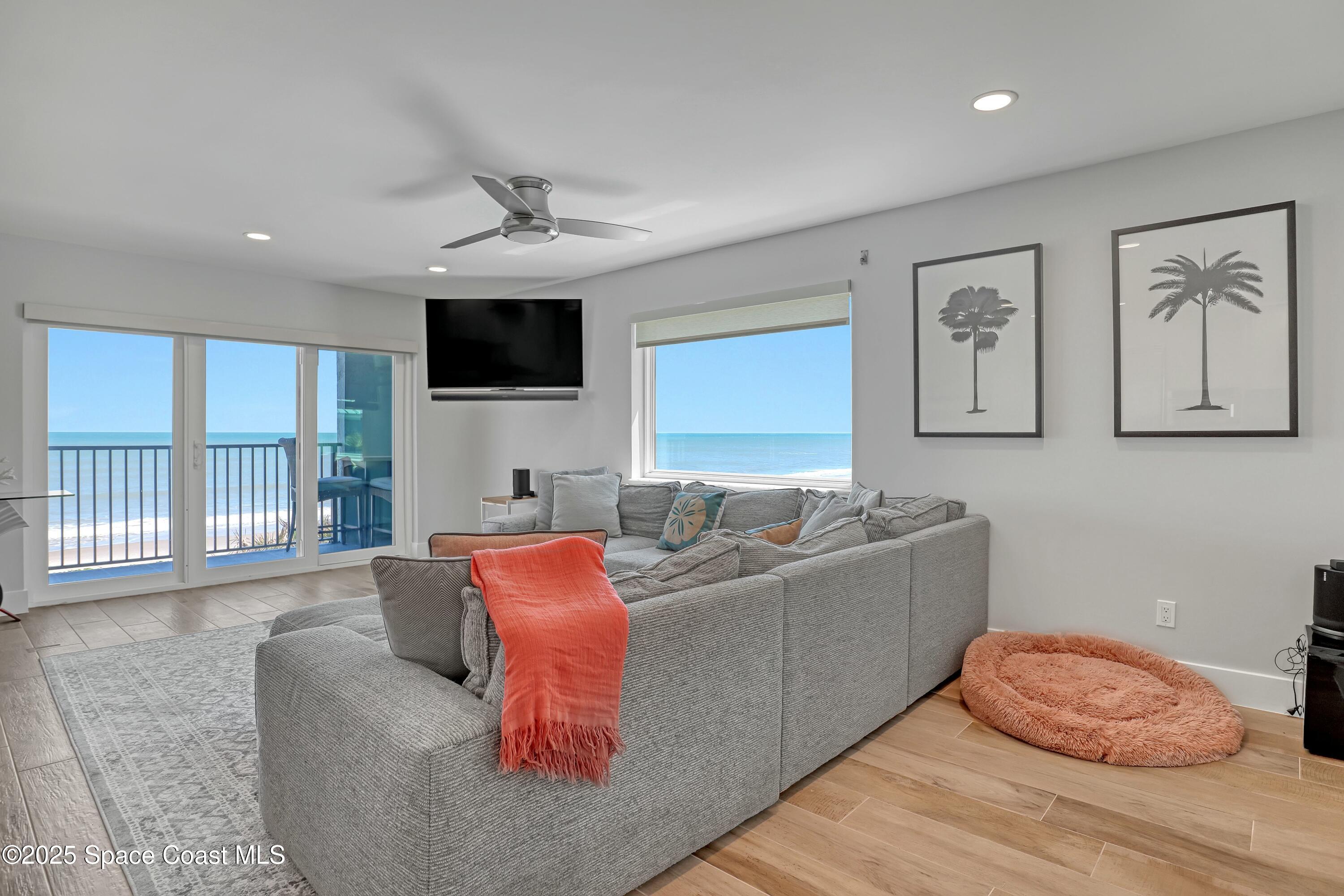 1923 Highway A1A, B6