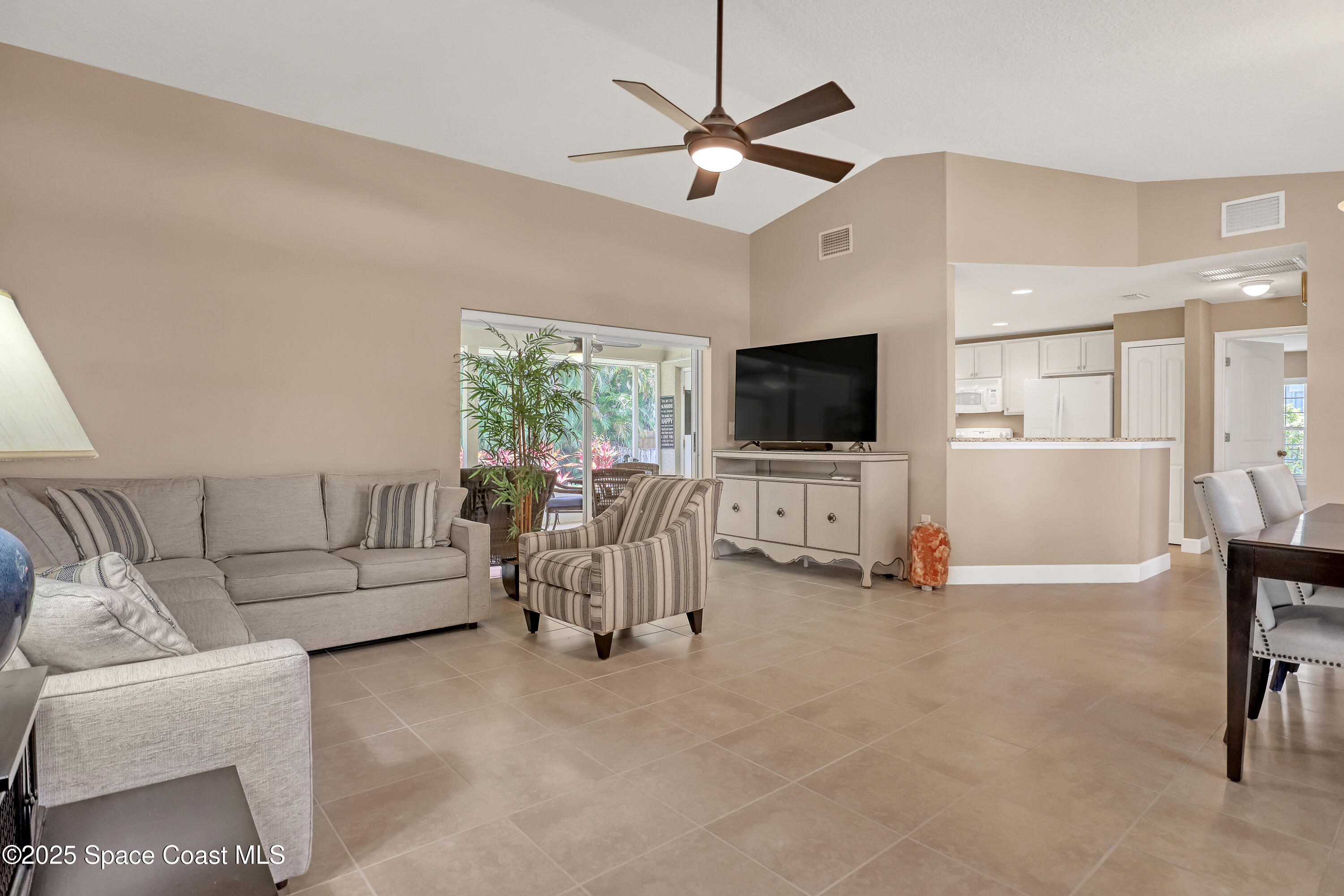 1273 Halber Avenue NW