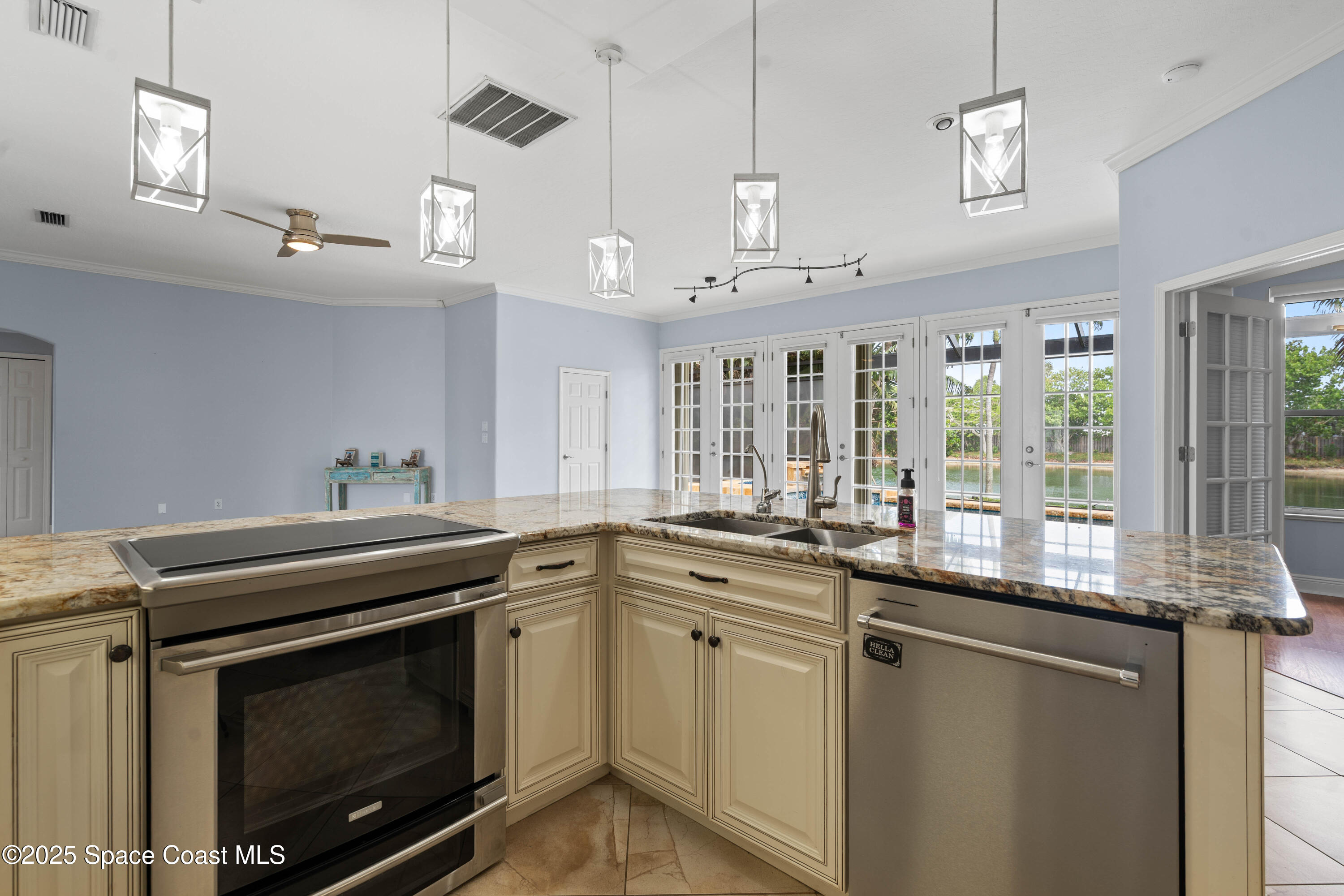 262 Sanibel Way