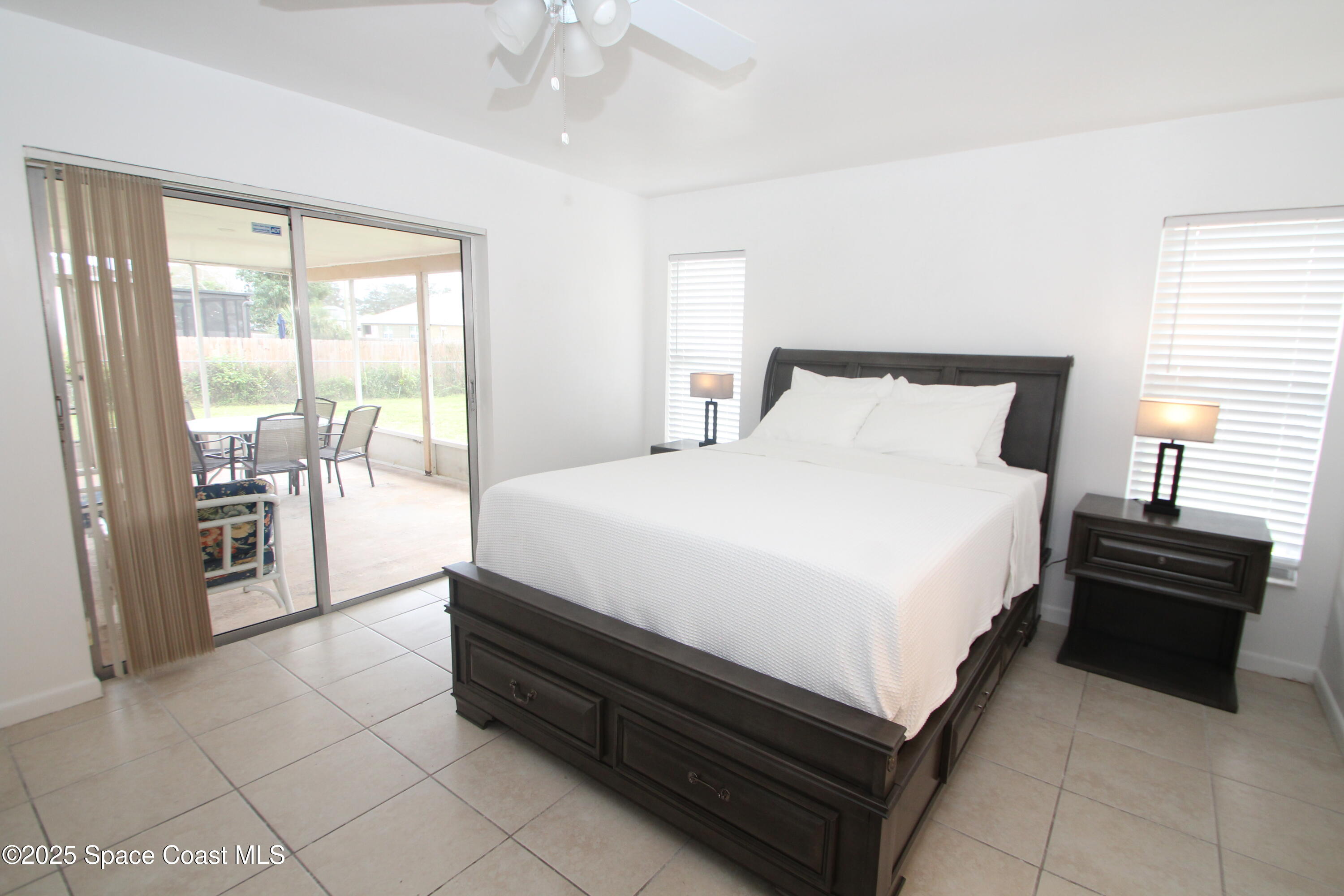 1040 Hosbine Street SE