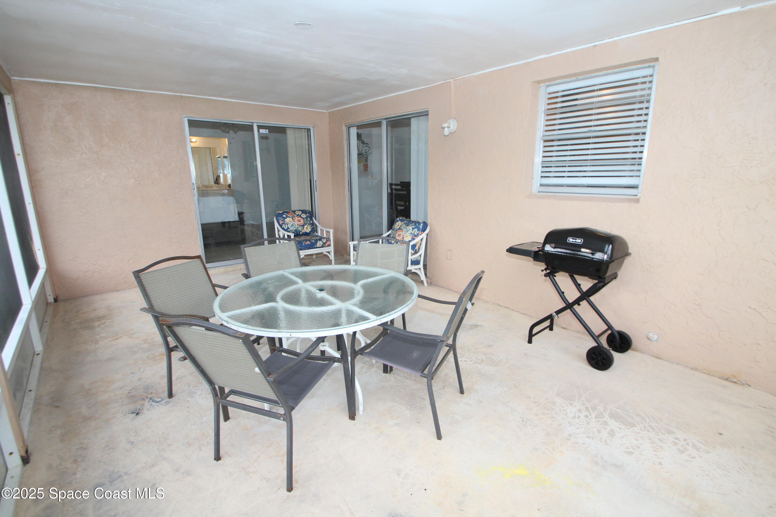 1040 Hosbine Street SE