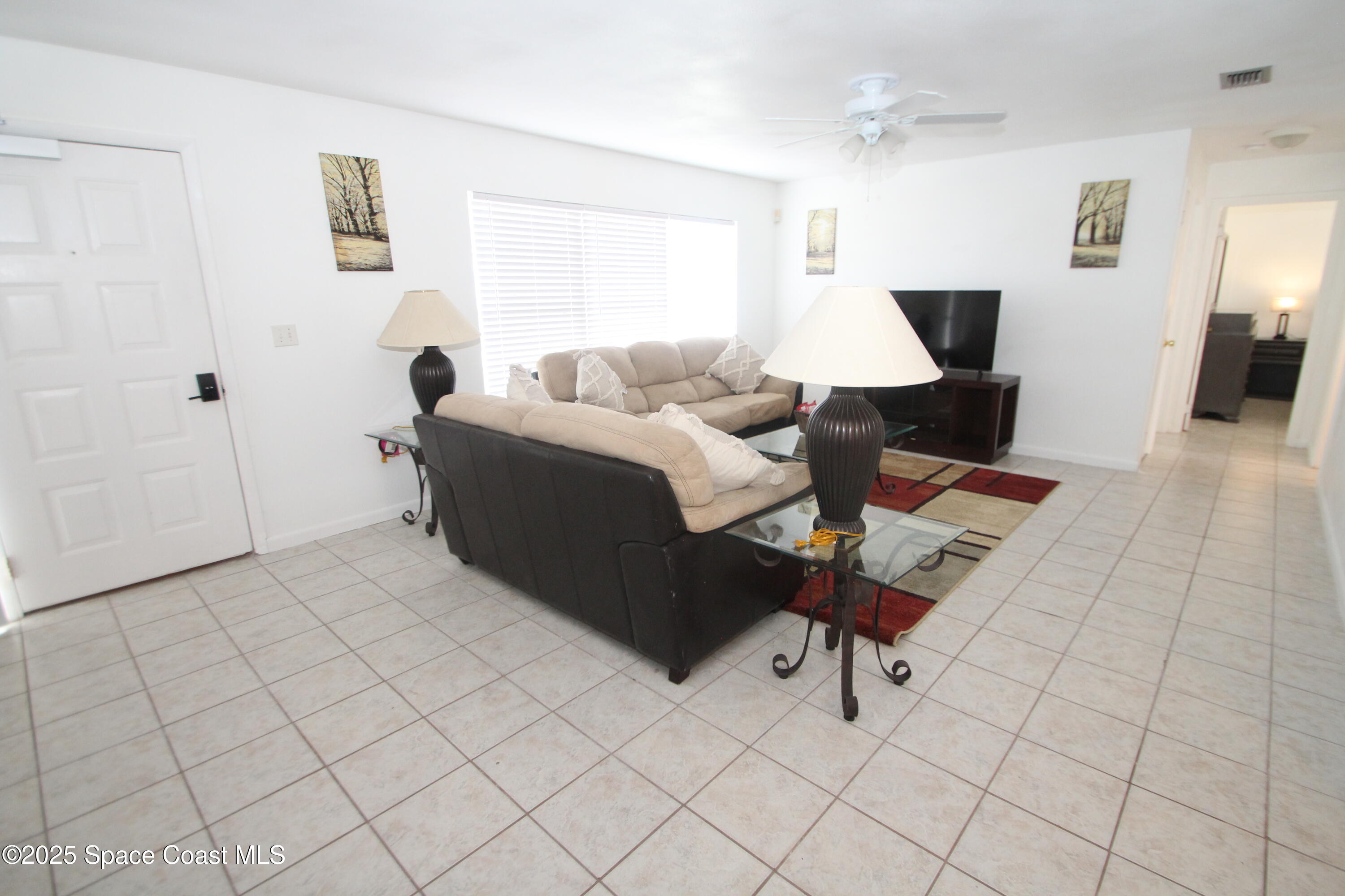 1040 Hosbine Street SE