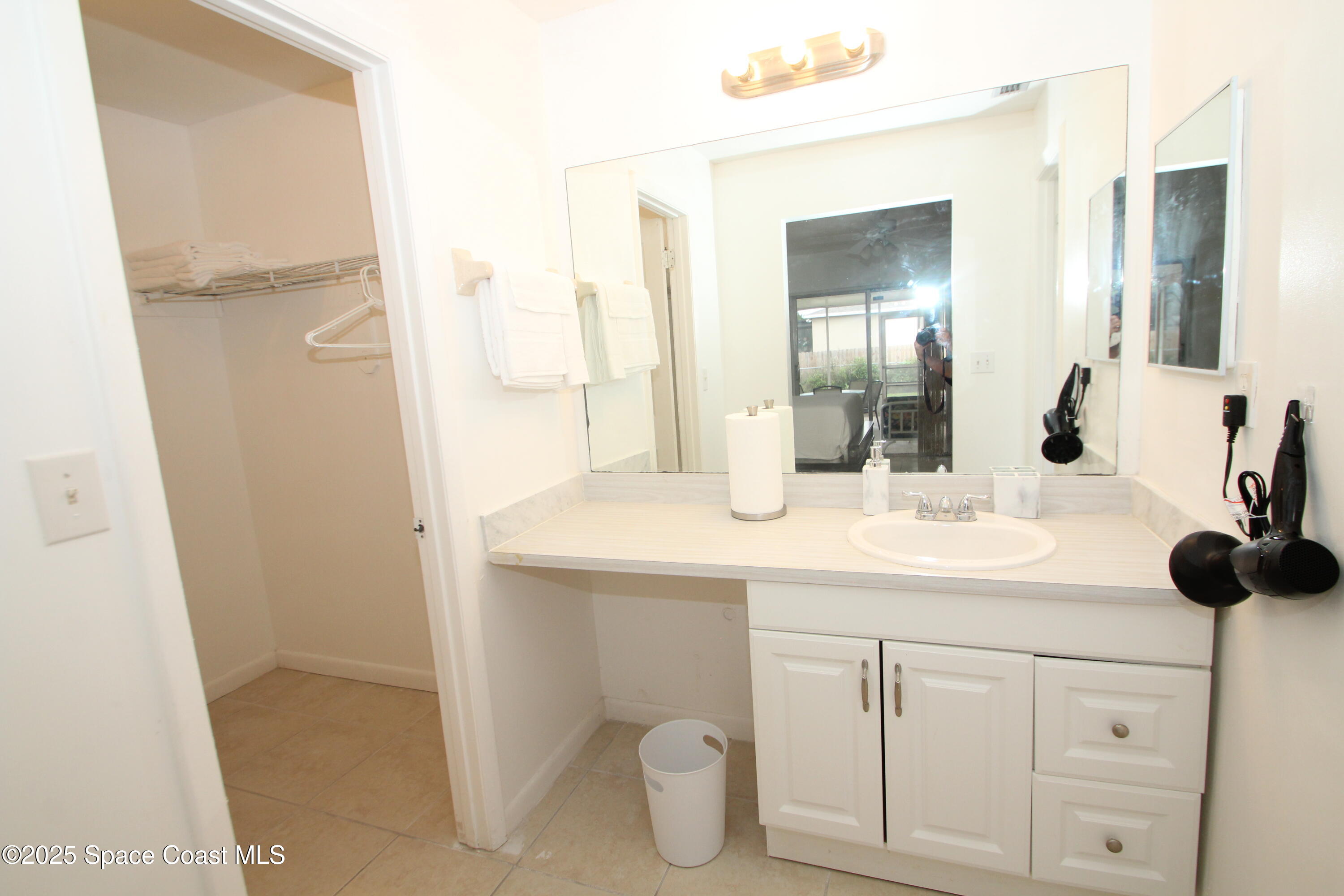 1040 Hosbine Street SE