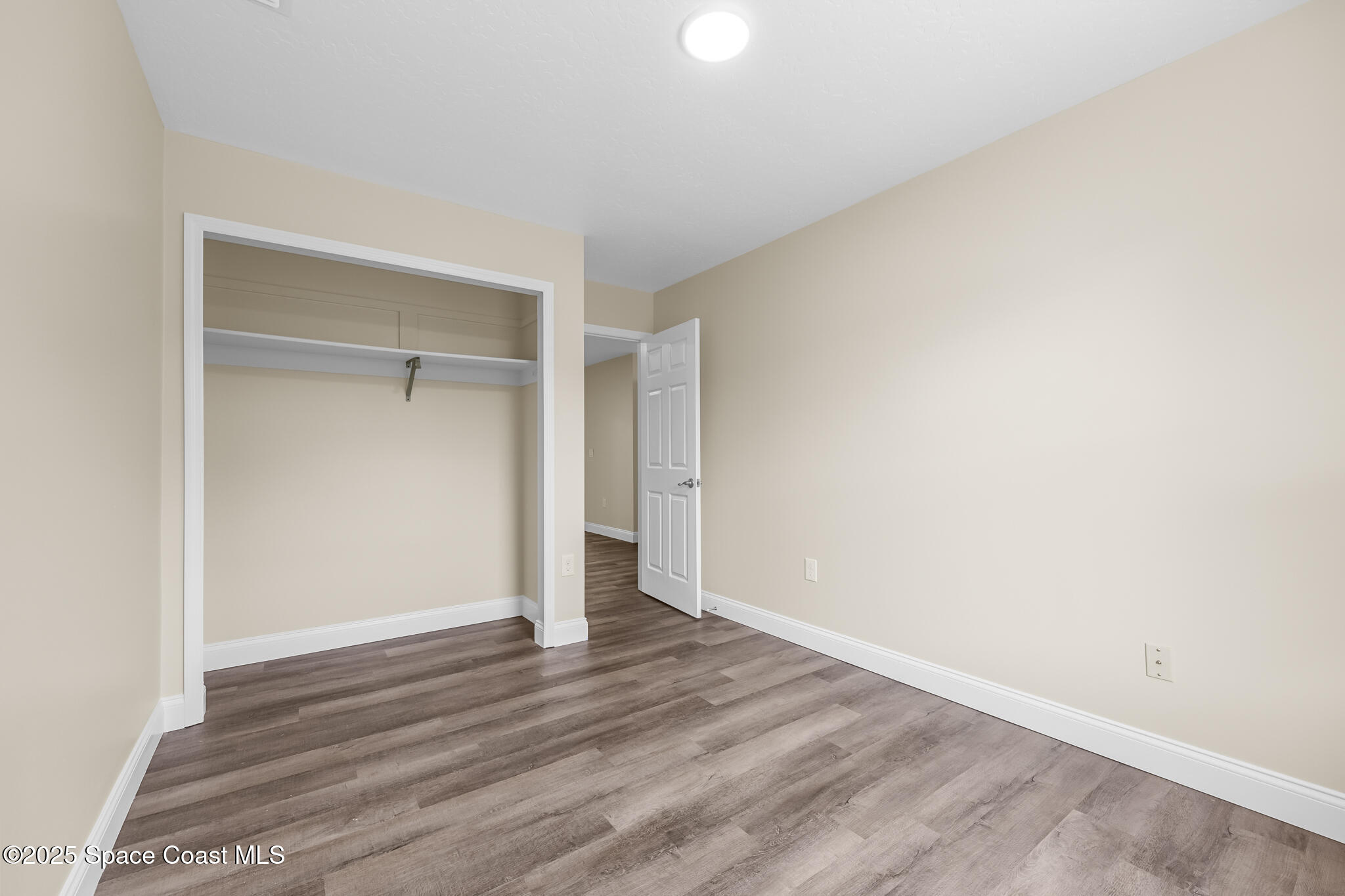 619 Dinner Street NE