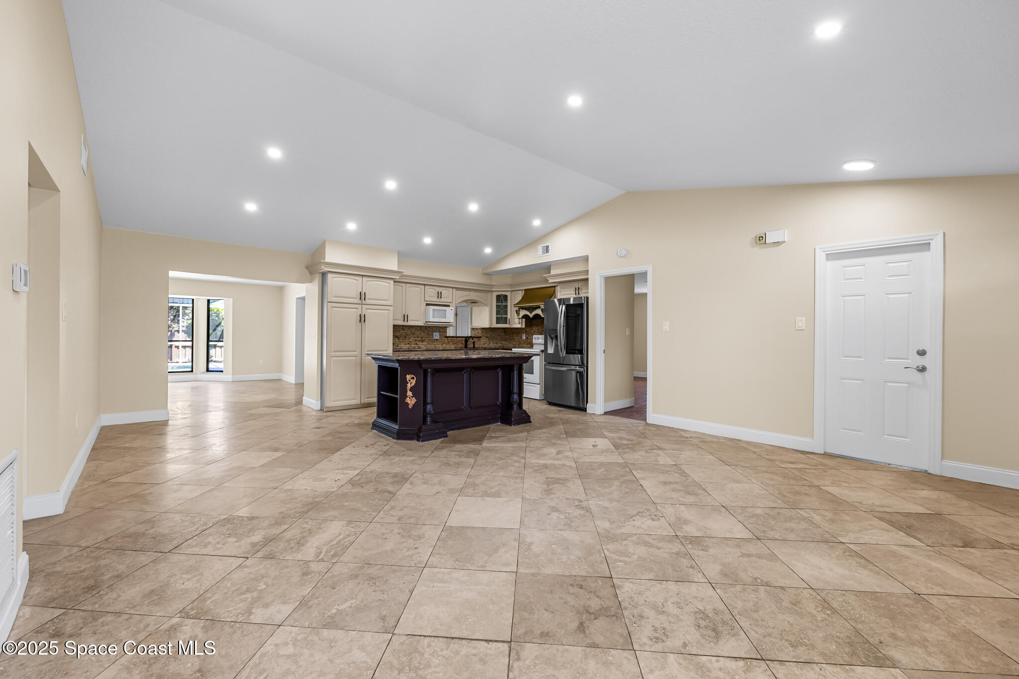 619 Dinner Street NE