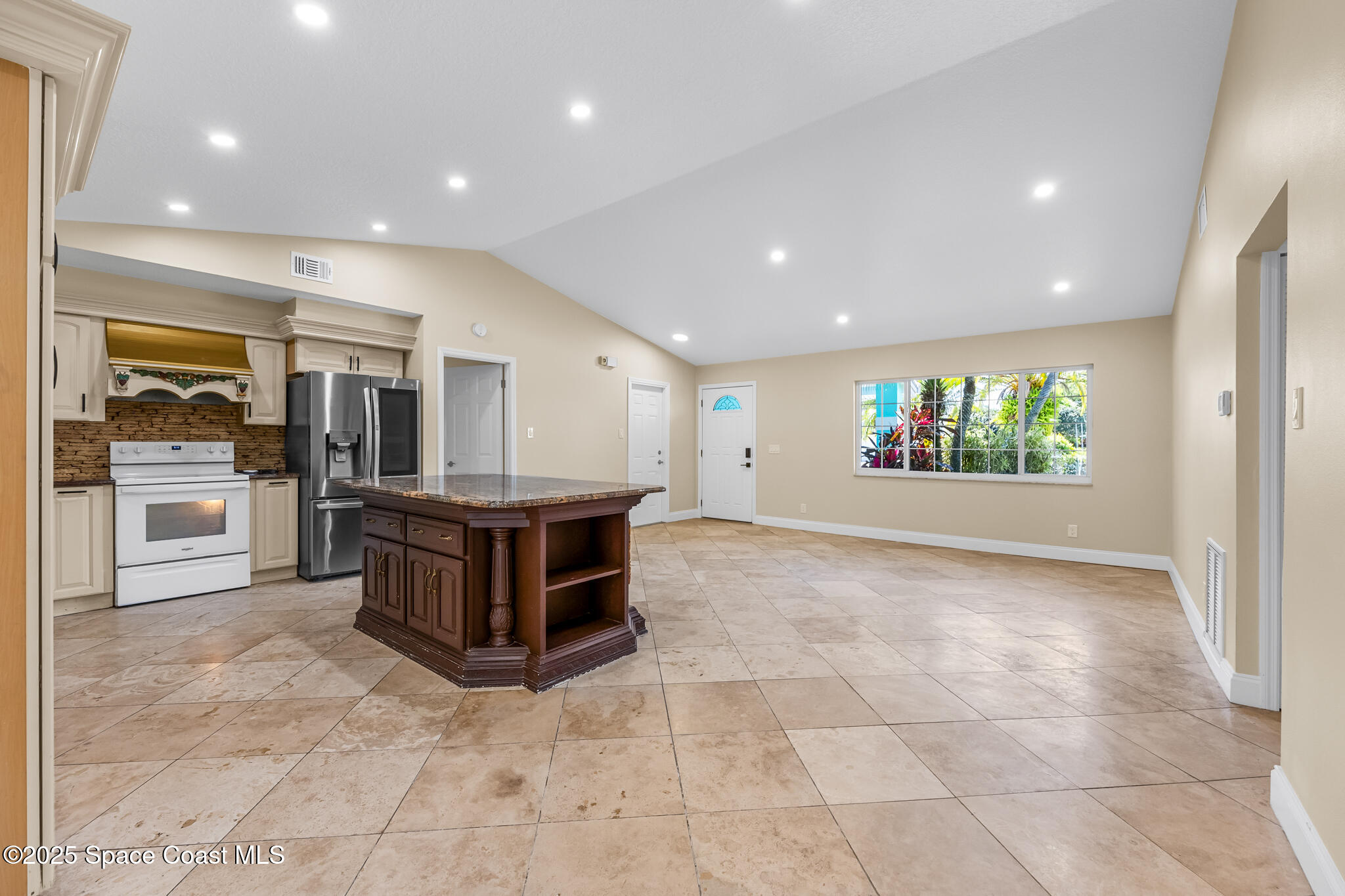 619 Dinner Street NE