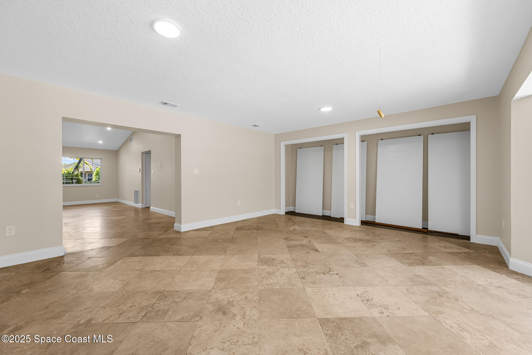 619 Dinner Street NE