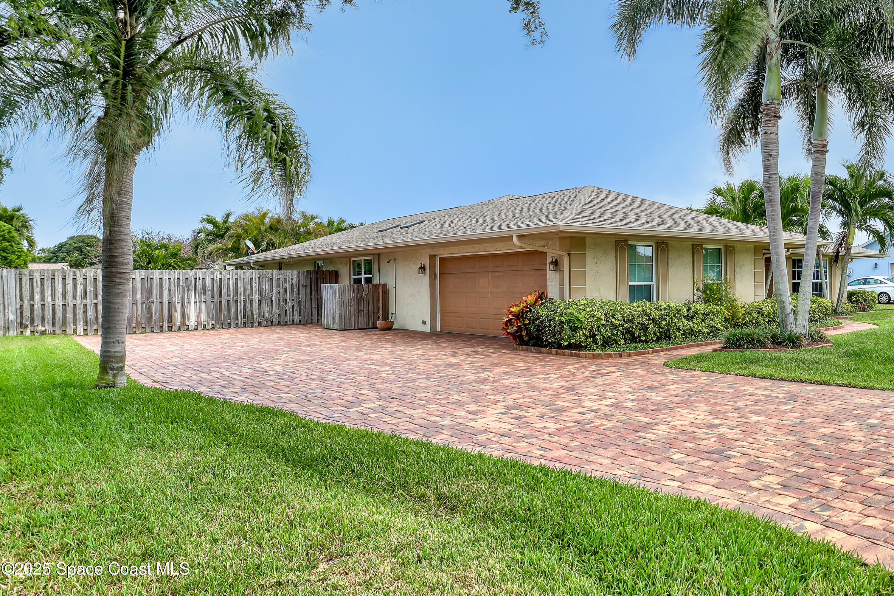 505 Roystonia Palm Drive