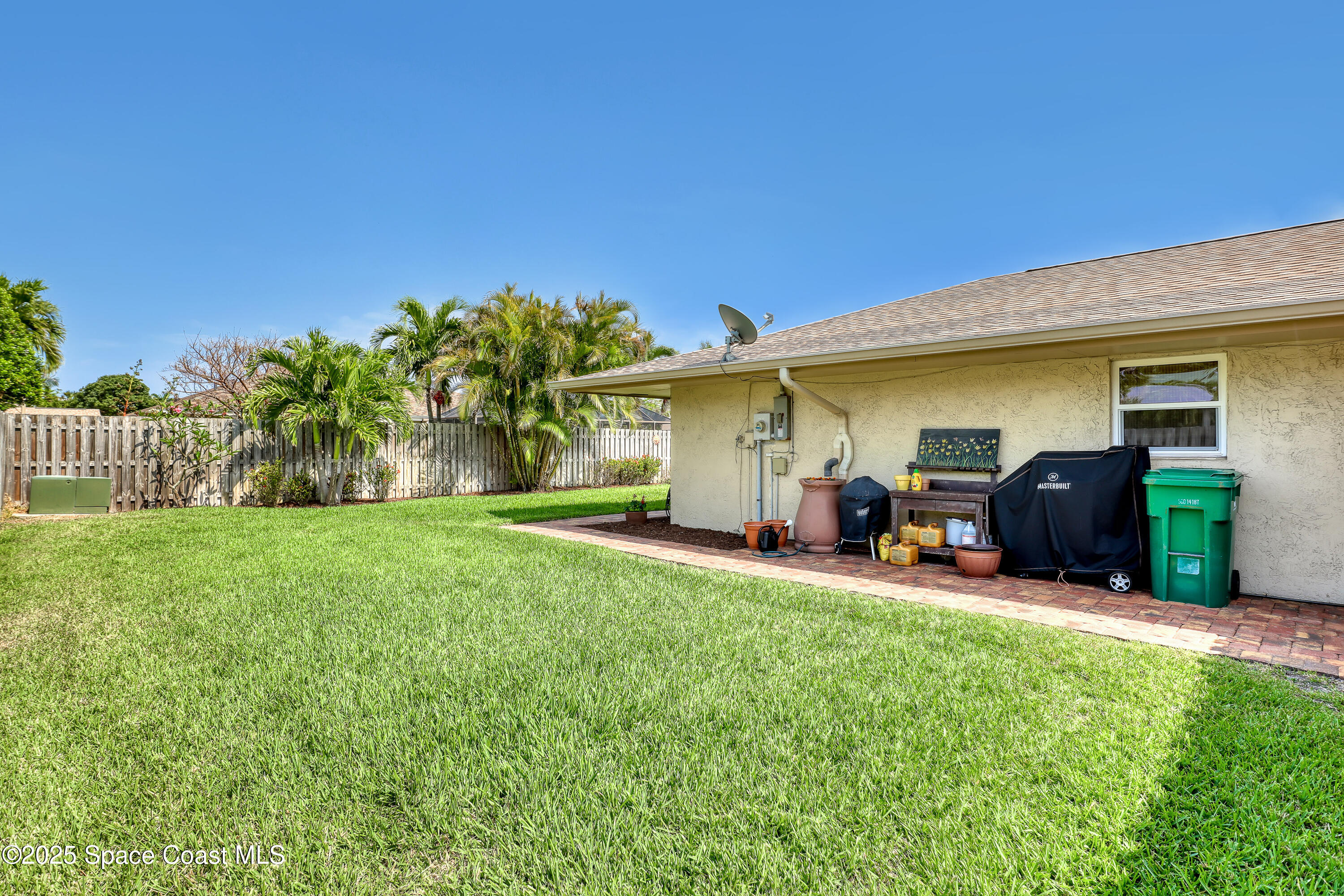 505 Roystonia Palm Drive