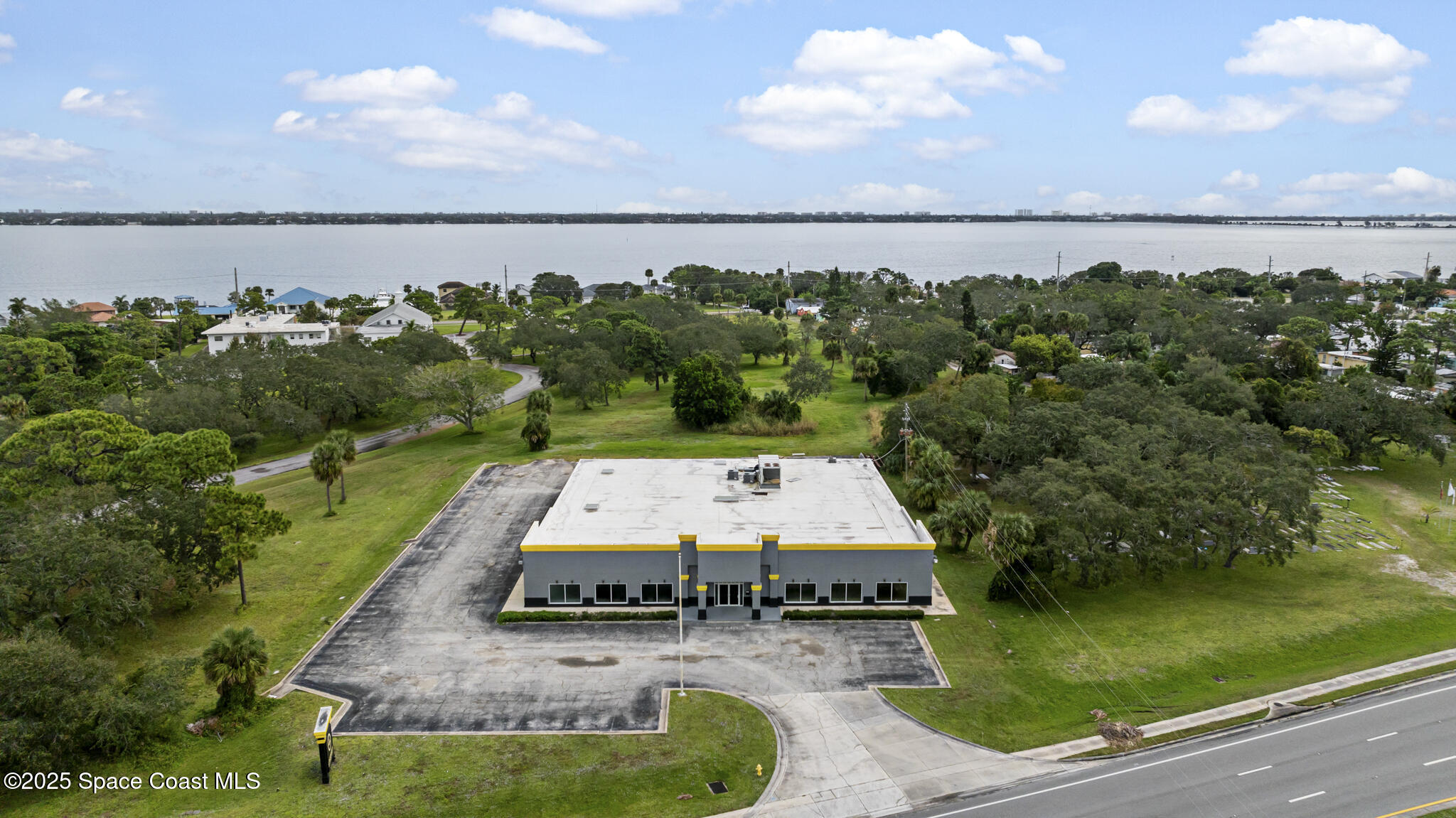 2705 N Harbor City Boulevard