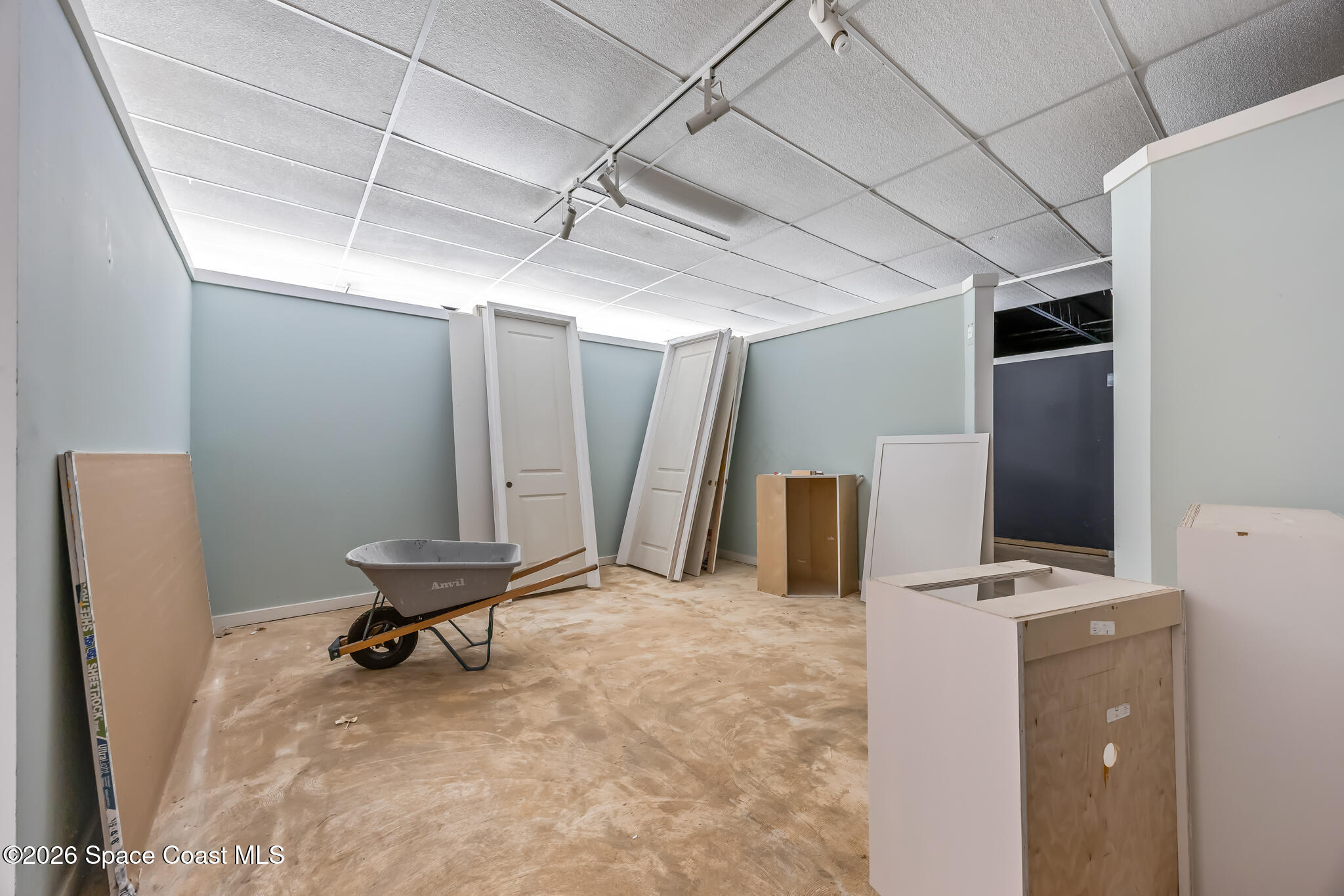 2705 N Harbor City Boulevard