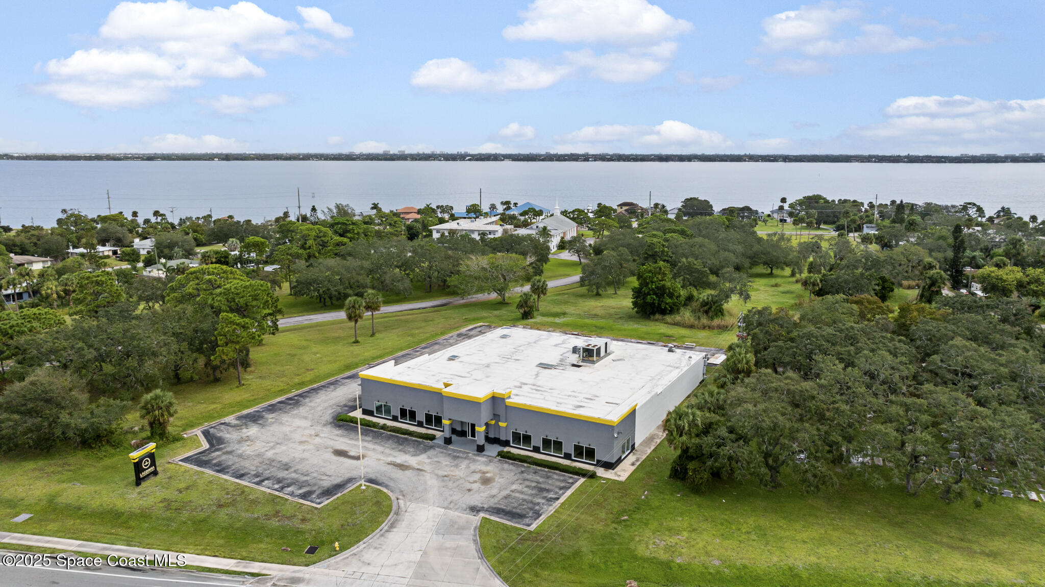 2705 N Harbor City Boulevard