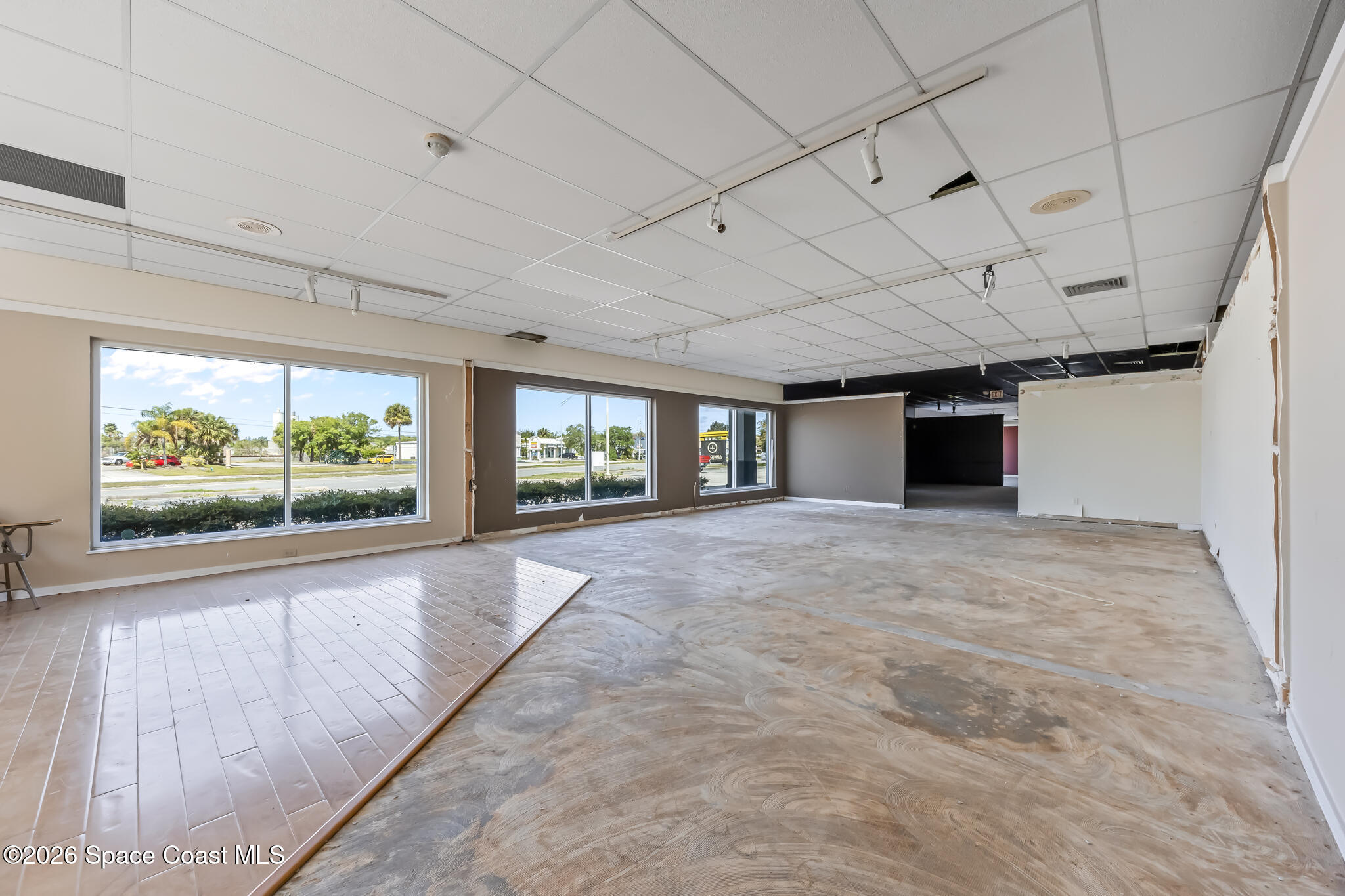 2705 N Harbor City Boulevard