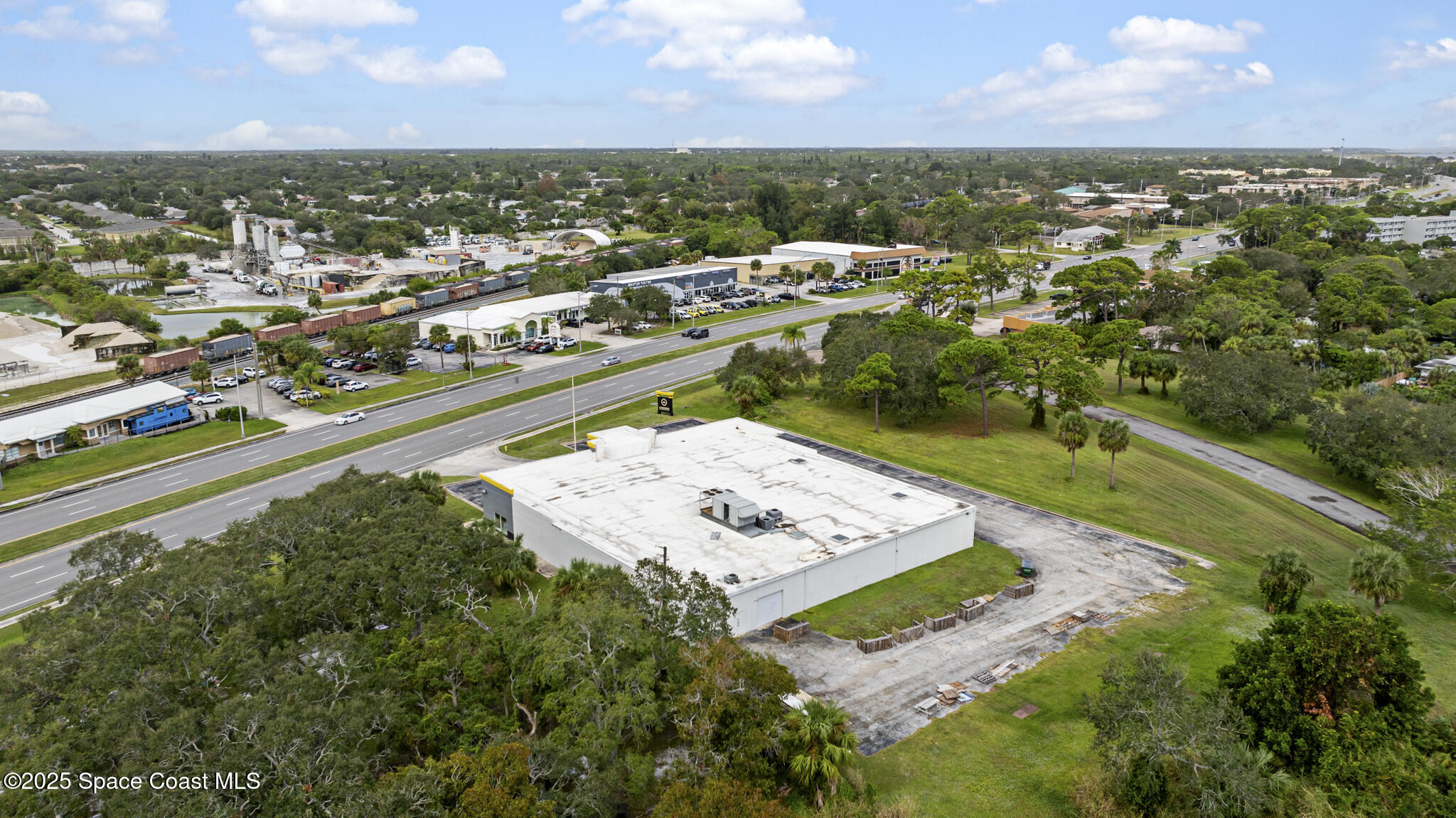 2705 N Harbor City Boulevard