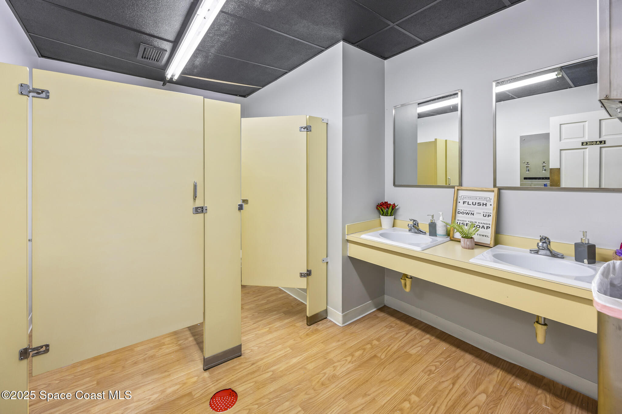 2705 N Harbor City Boulevard