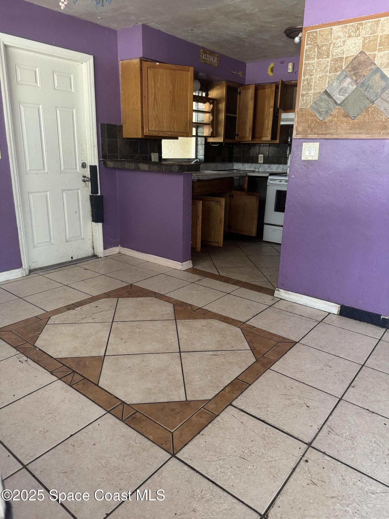 2374 Post Road