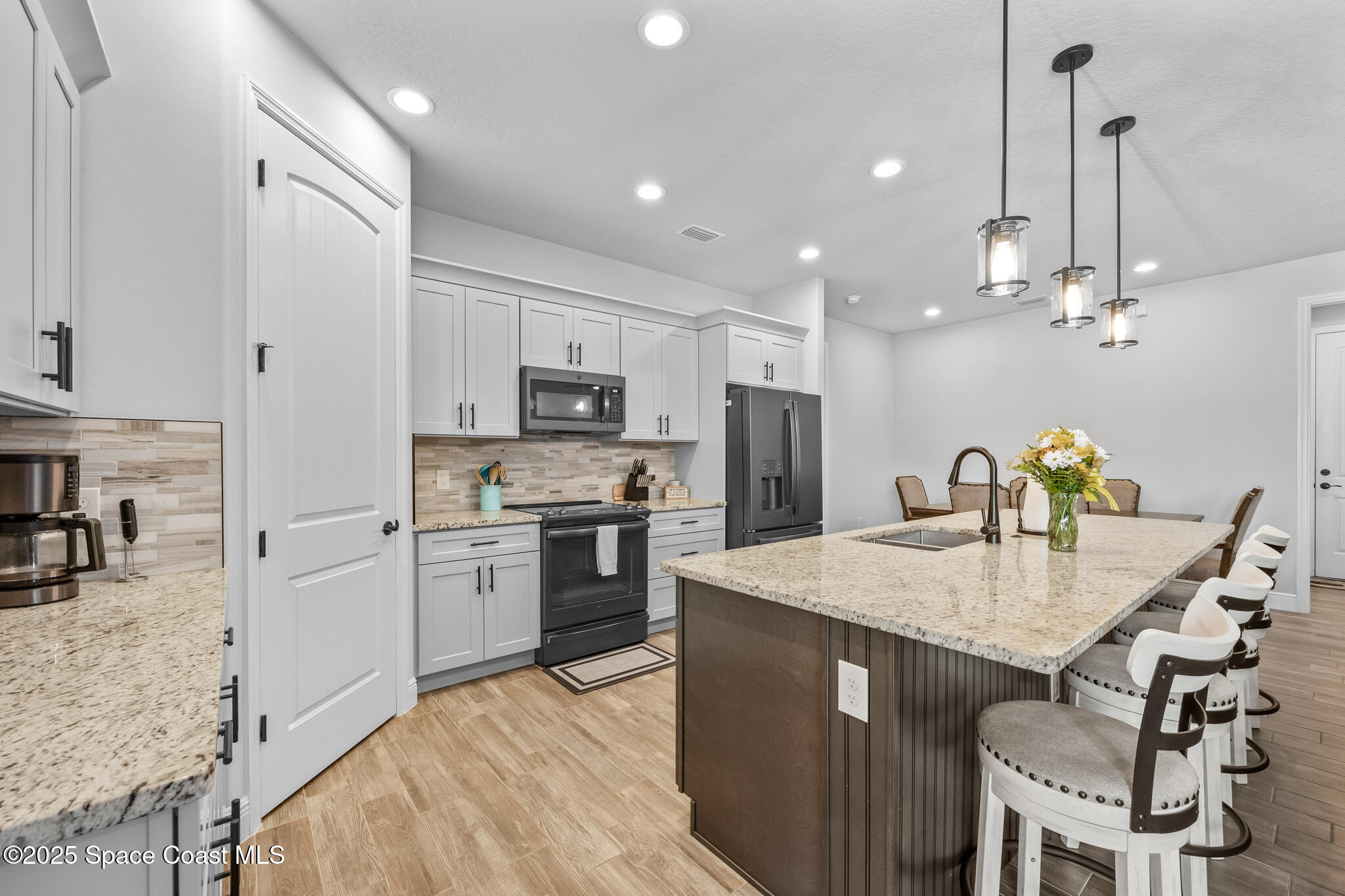 410 Flagler Road SE
