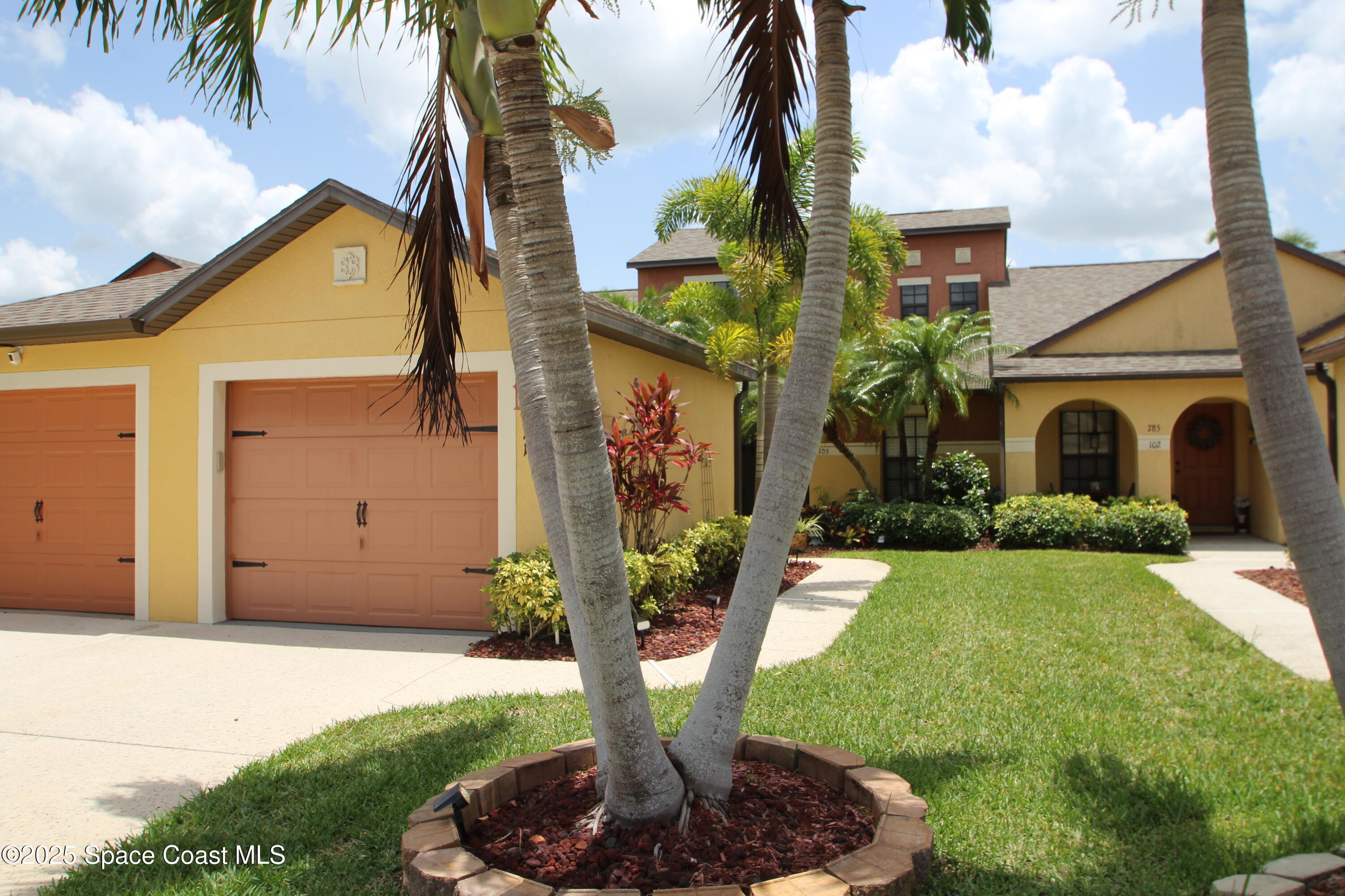 785 Luminary Circle, 103