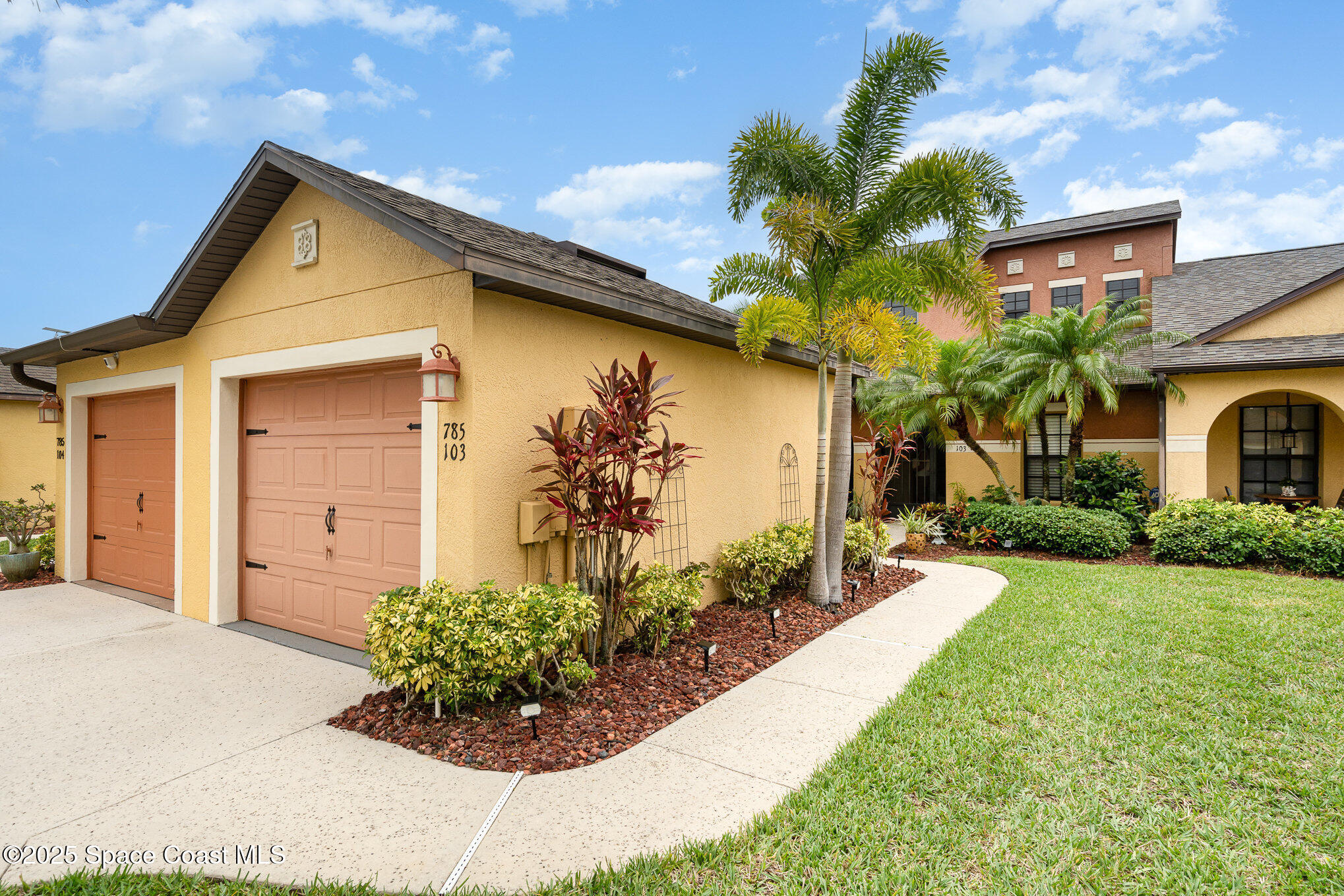 785 Luminary Circle, 103