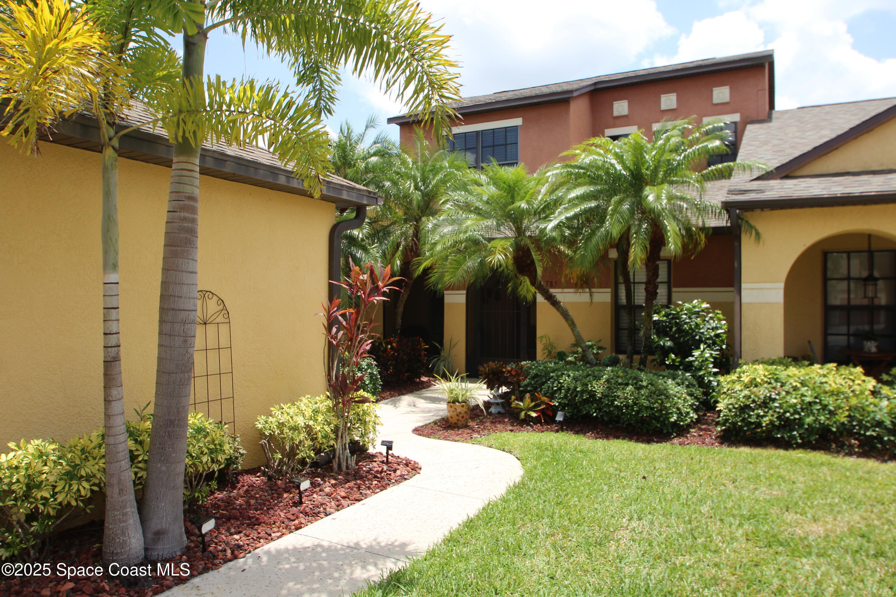 785 Luminary Circle, 103