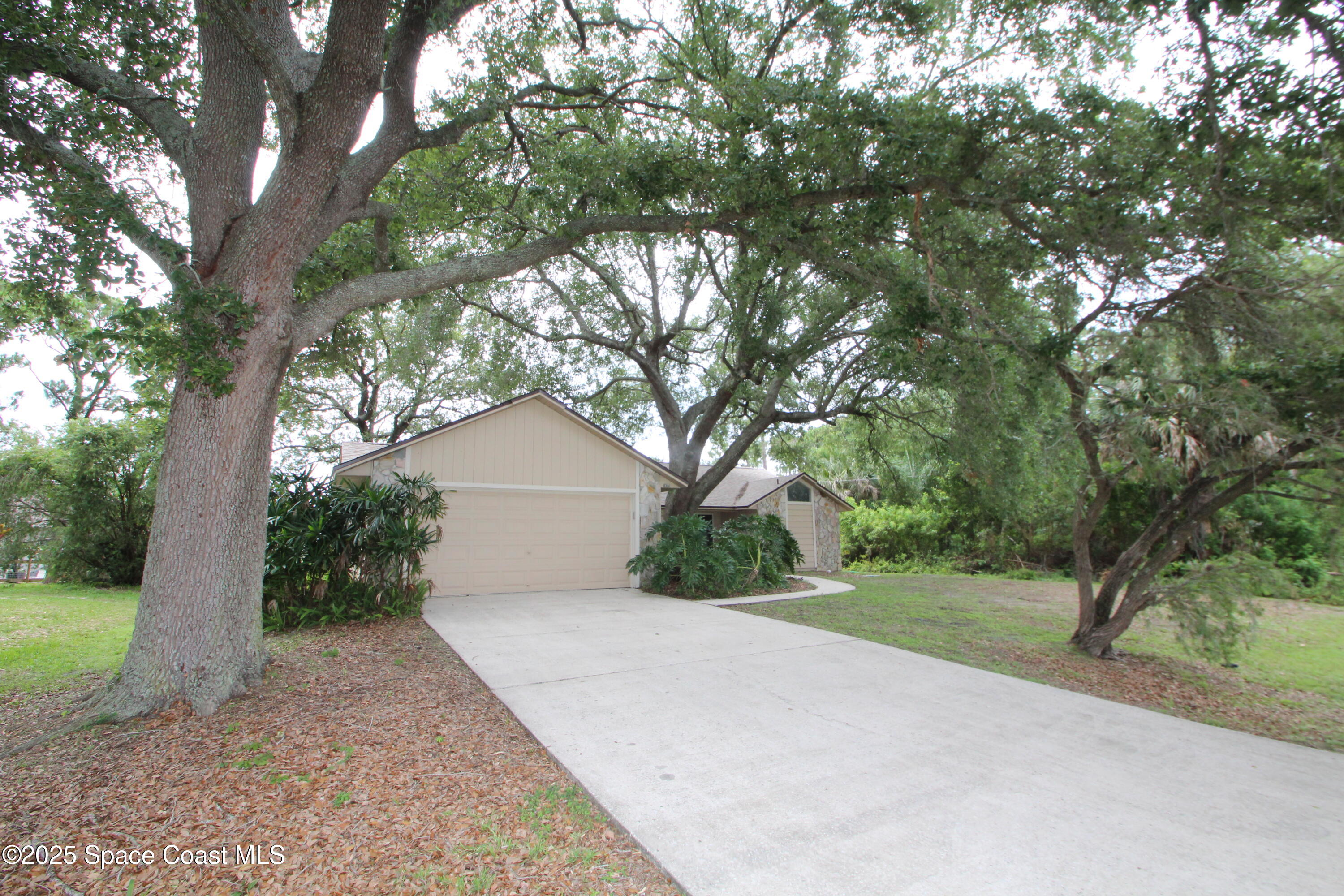 1361 Athens Drive NE